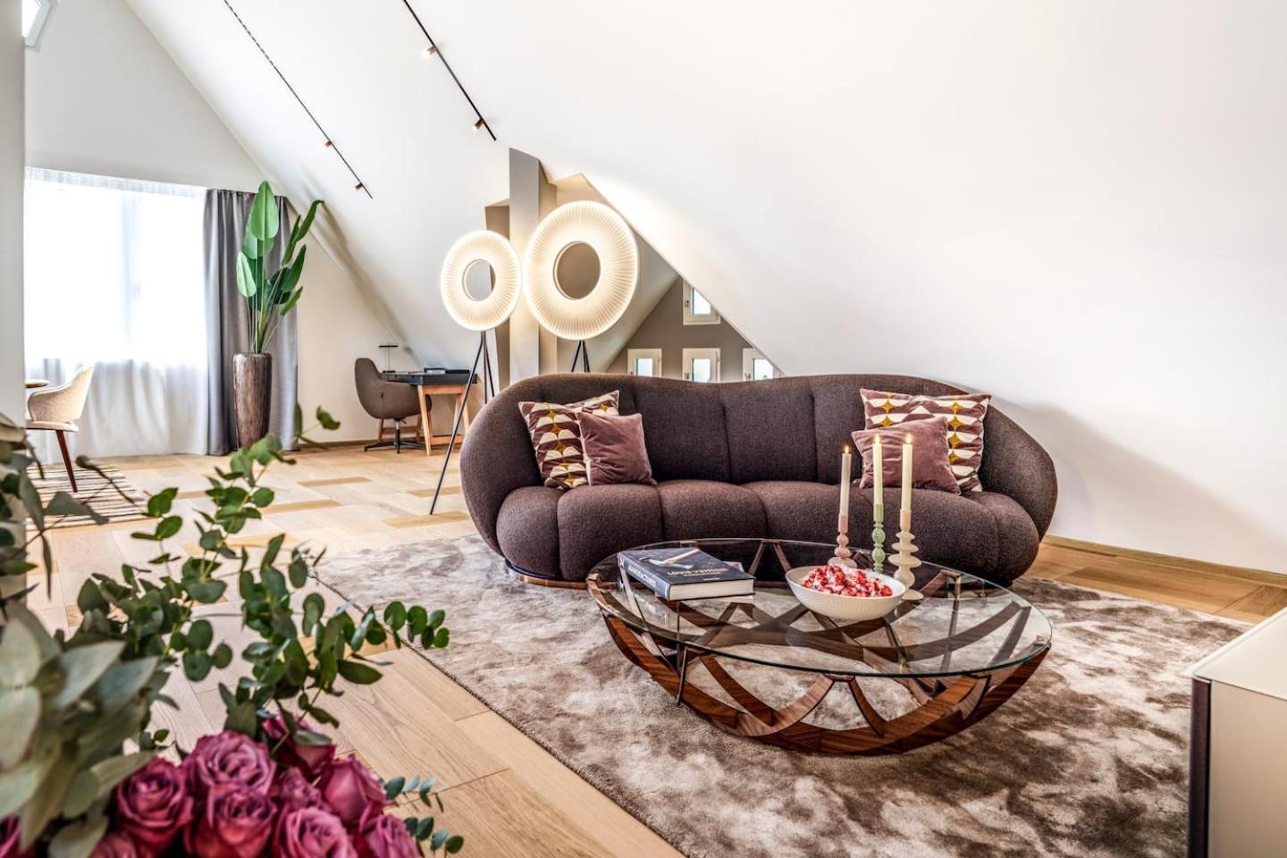 Bahnhofstrasse Designer Penthouse Private Rooftop * Zurich