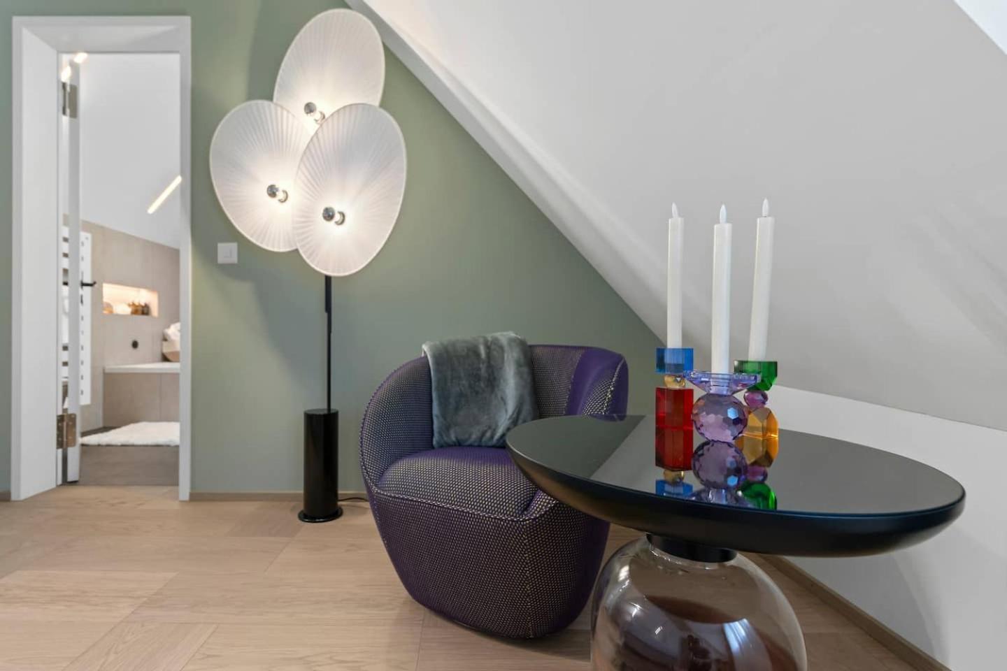 Apartment Bahnhofstrasse Designer Penthouse Private Rooftop *