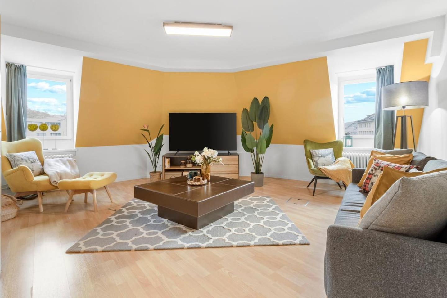 Value Location Ac Free Parking