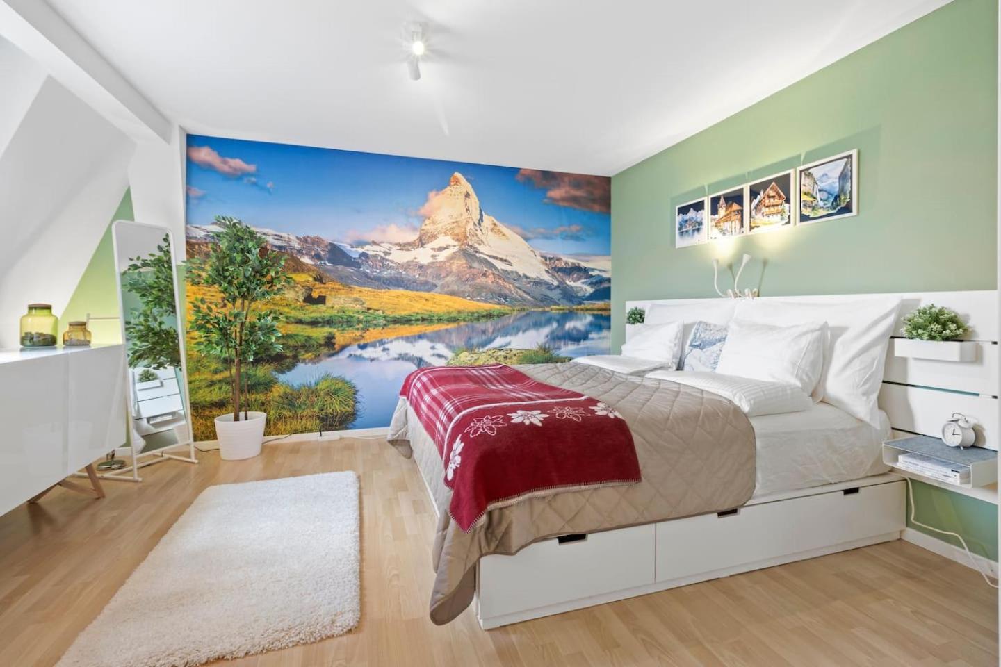 Value Location Ac Free Parking