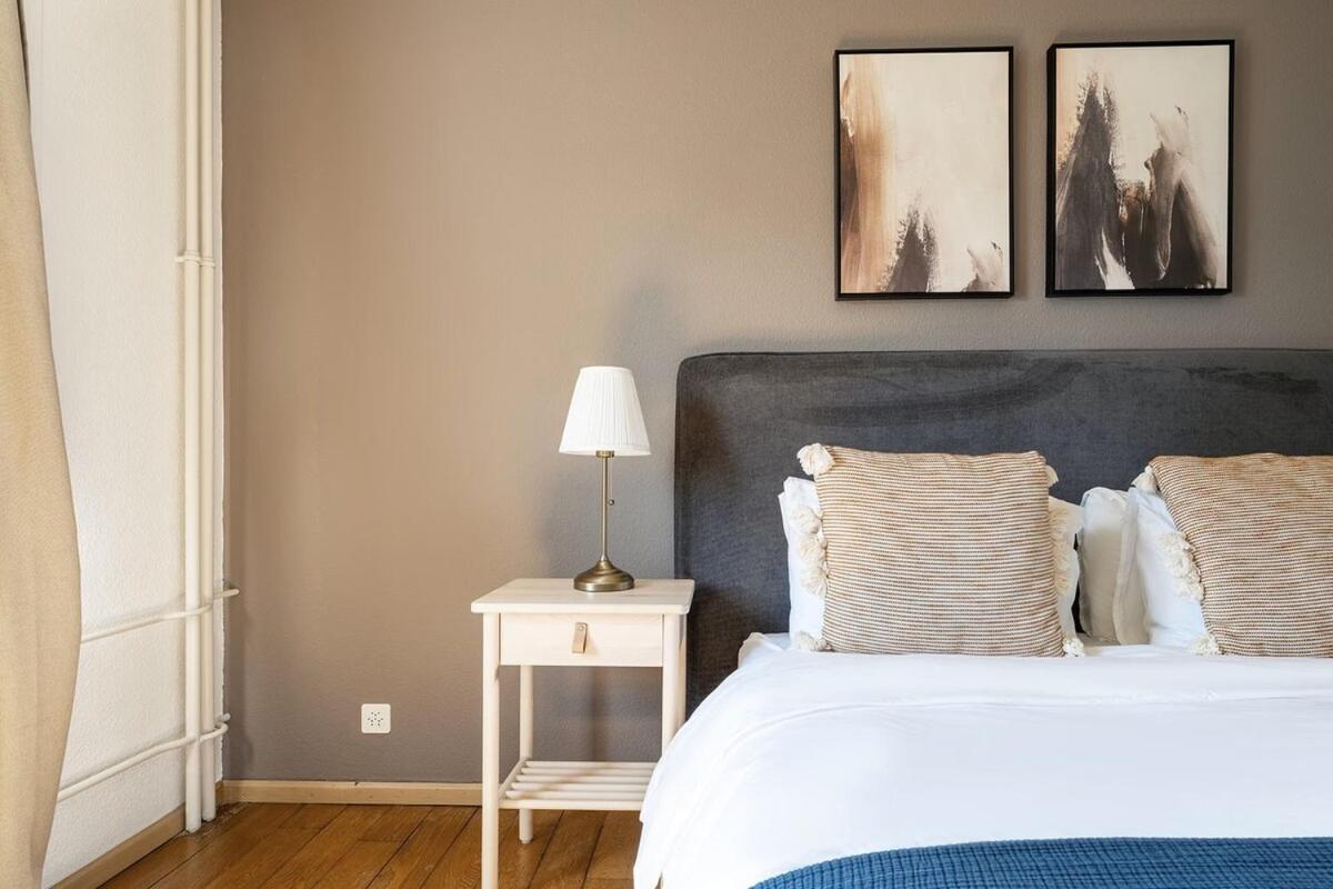 Saint - 90 Qm, 3 Schlafzimmer, Balkon & Kostenloser Parkplatz Zurich