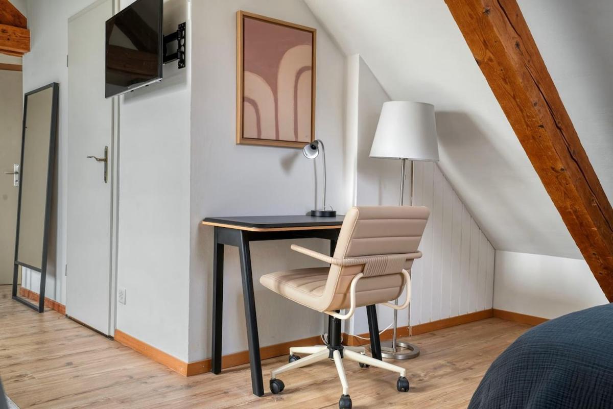 Eagle Charmante Dachgeschosswohnung Mit Design & Ausblick Apartment