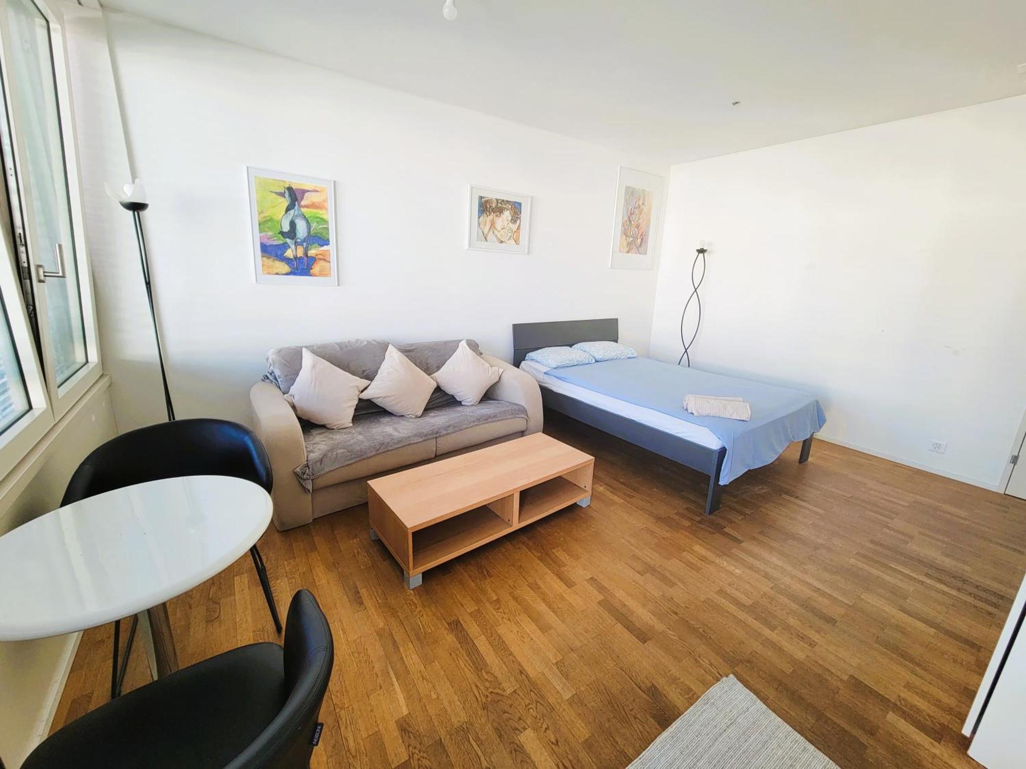 Modern With Balcony In Center A Hoh - Self Checkin Apartment Zurich