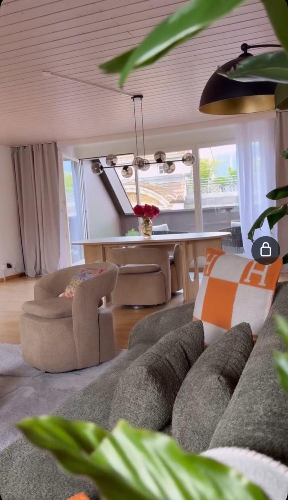 Maison Zueri Apartment *