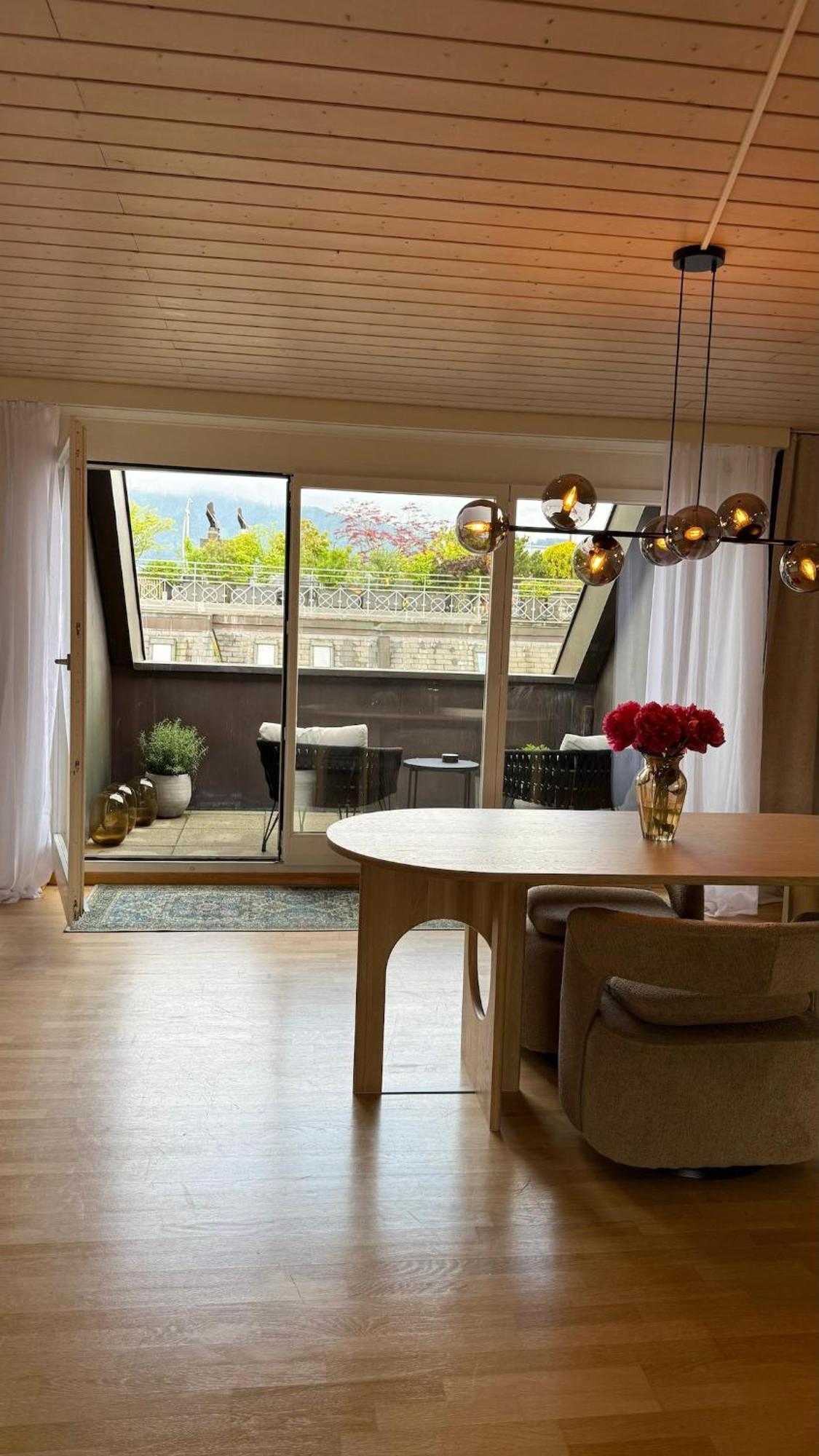 Maison Zueri Apartment *