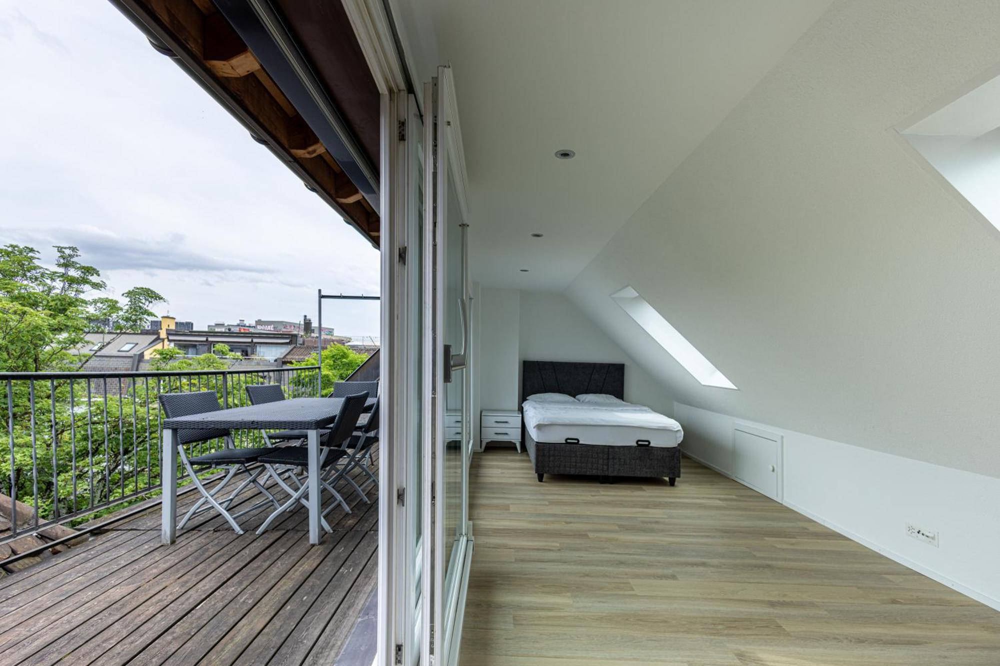 Apartment Luxury By Livingdowntown