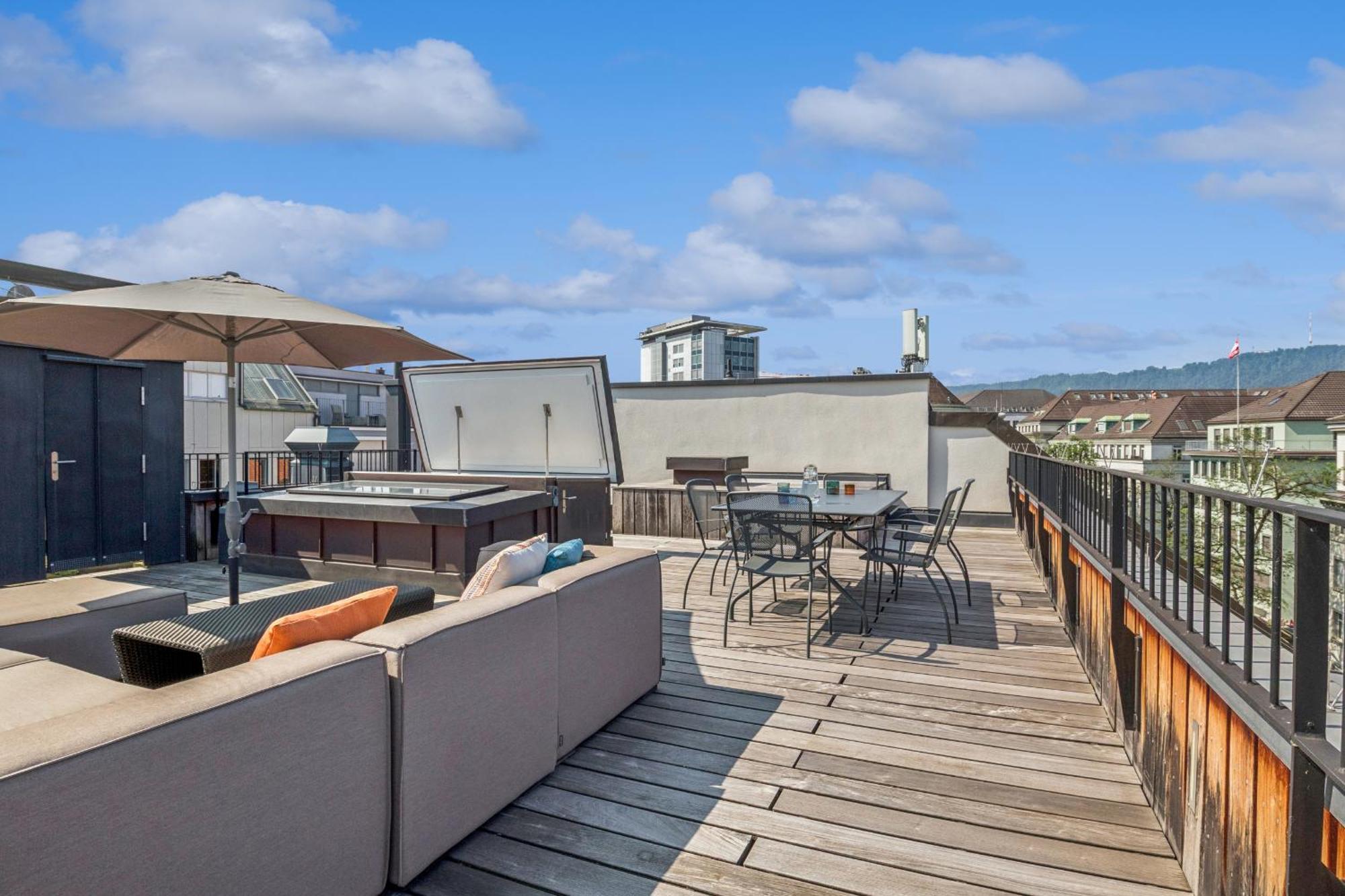 Horizon Loewenstrasse Penthouse Apartment