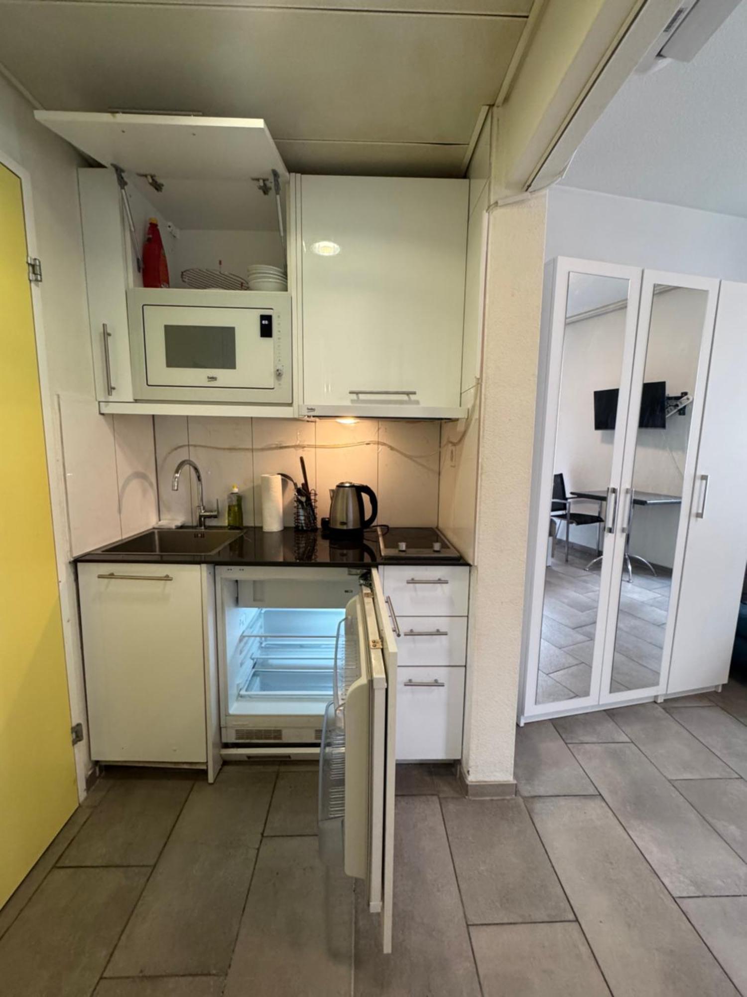 Apartment Center Close To Hb *