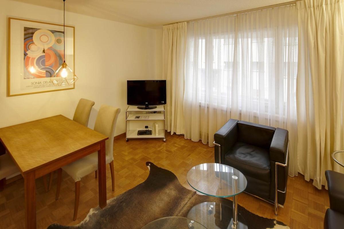 Lovely 1br Flat In The Center Near - Mainau 2 Apartment Zurich