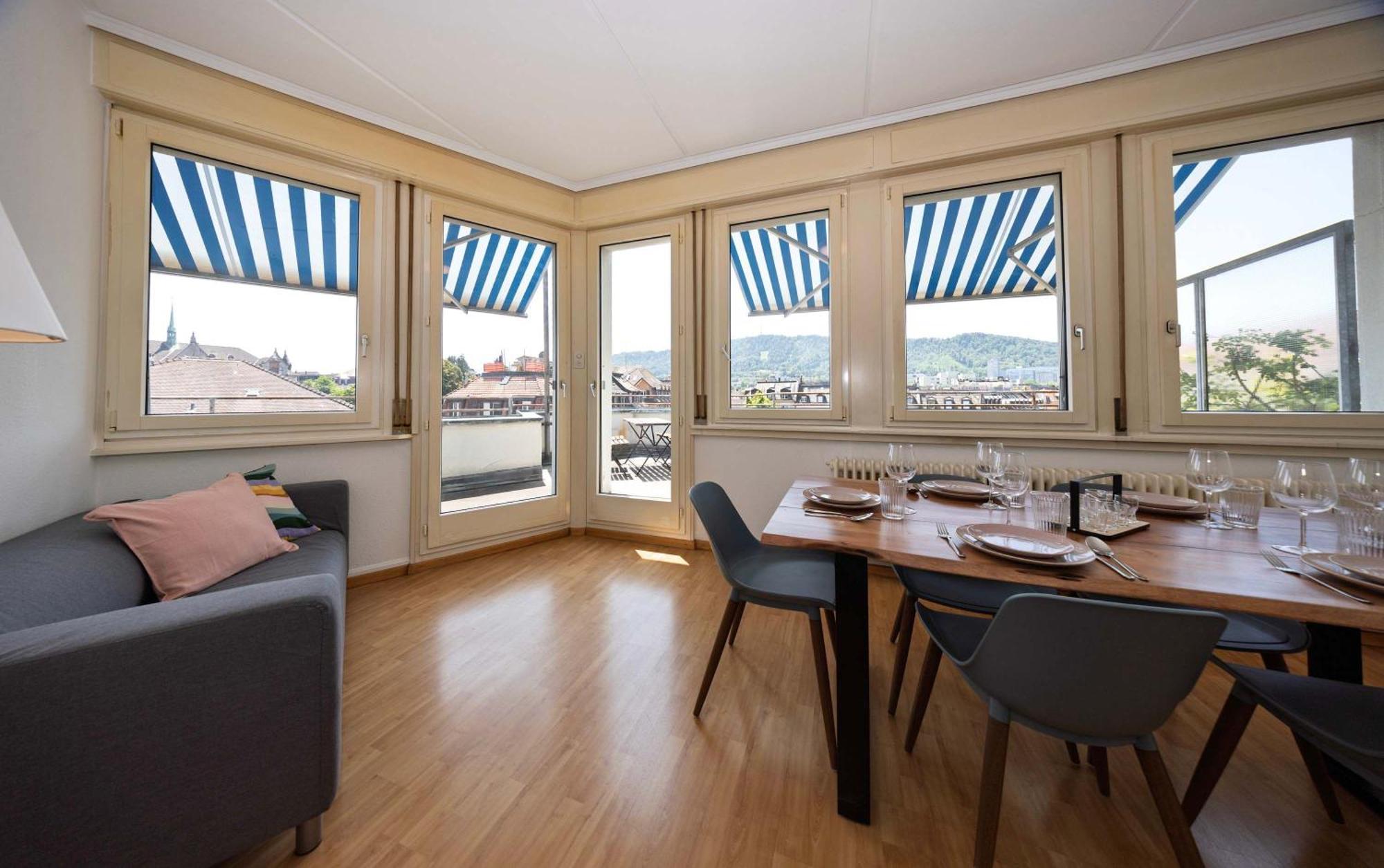 Apartment Spacious Huge Terrace & Views Zurich