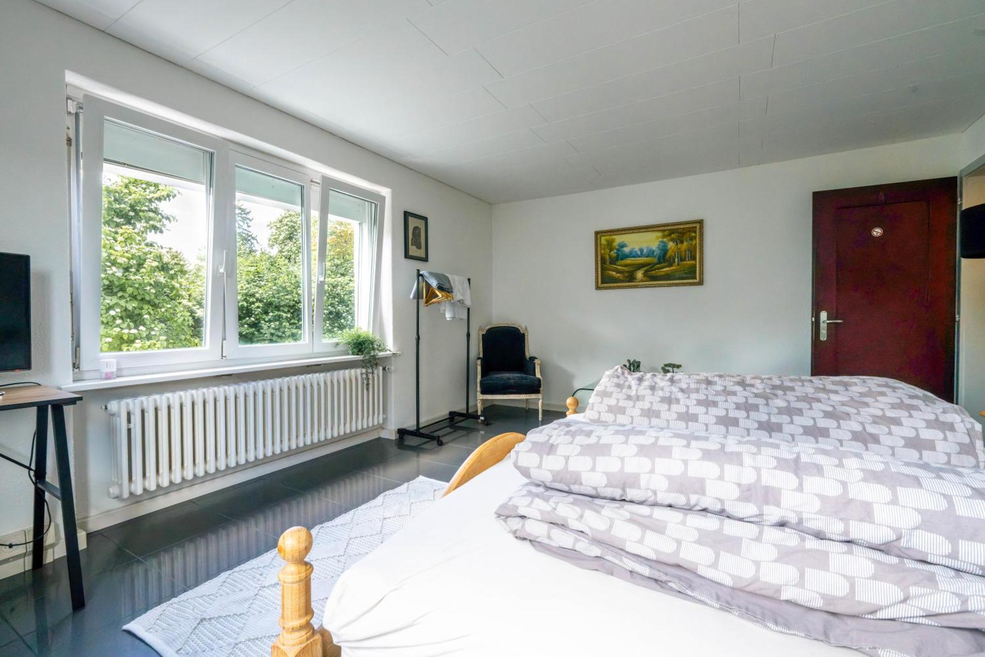 Homestay Sunny Near Airport *