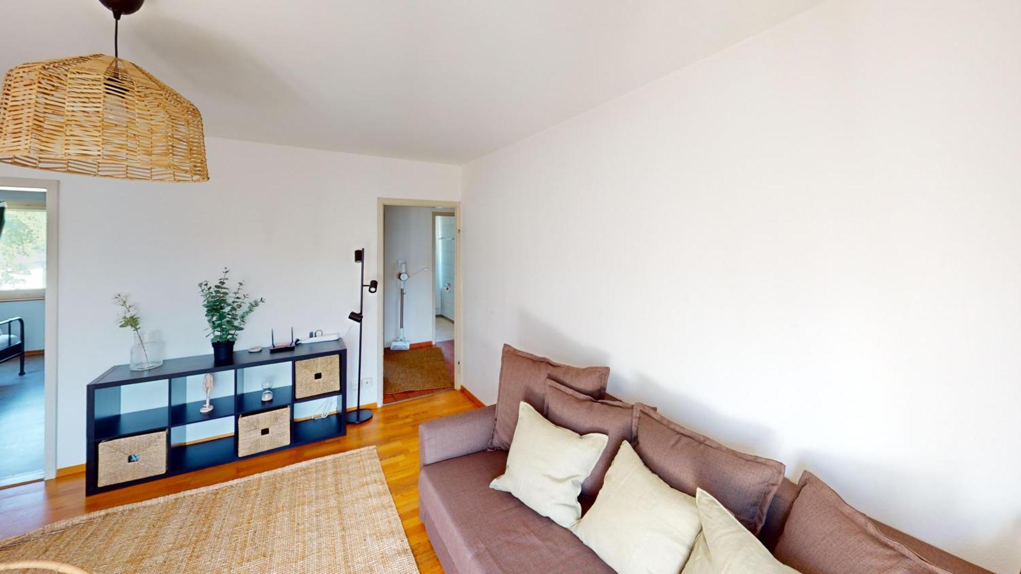 Cozy And Simple With Natural Light *
