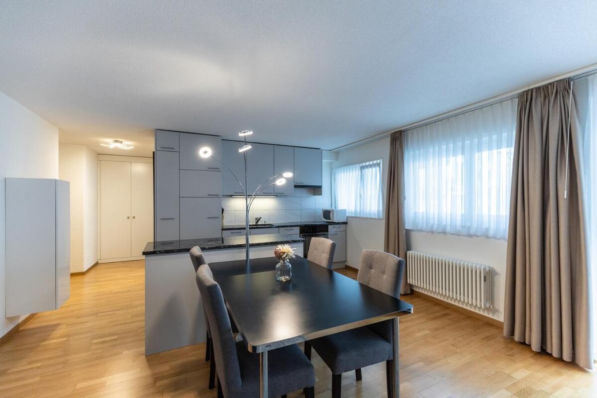 1br Near And Very - Hoesch 13 Apartment *
