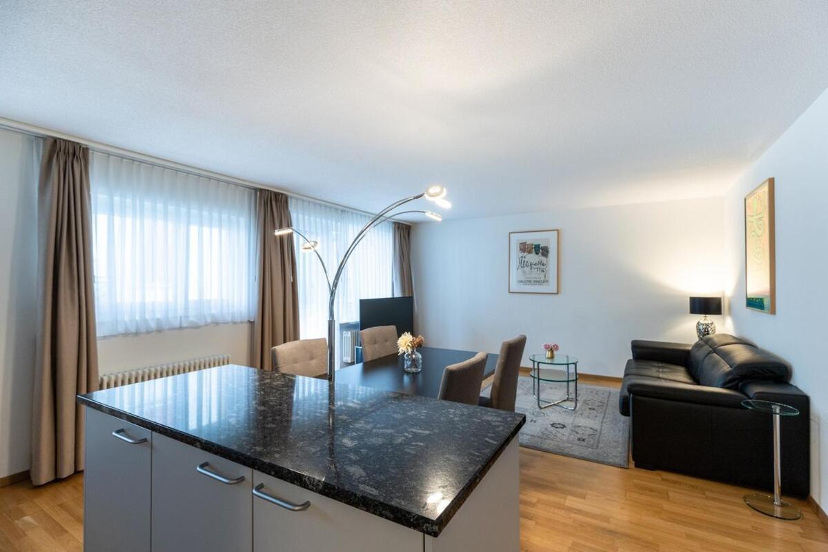 Apartment 1br Near And Very - Hoesch 13