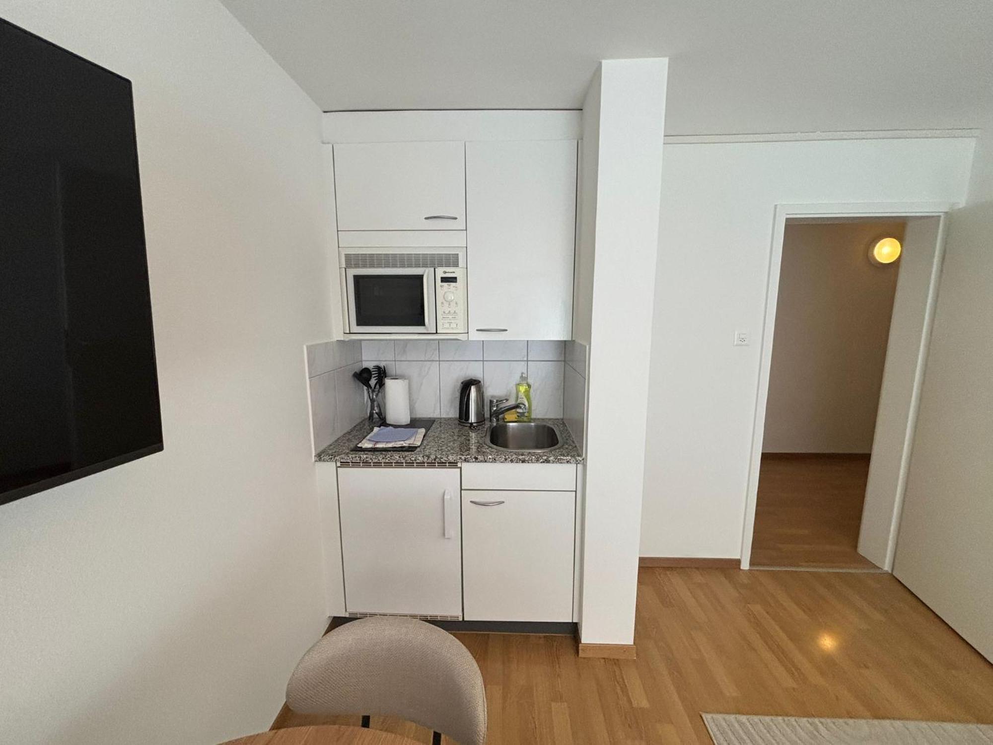 Apartment Center - Crown 13 Zürich