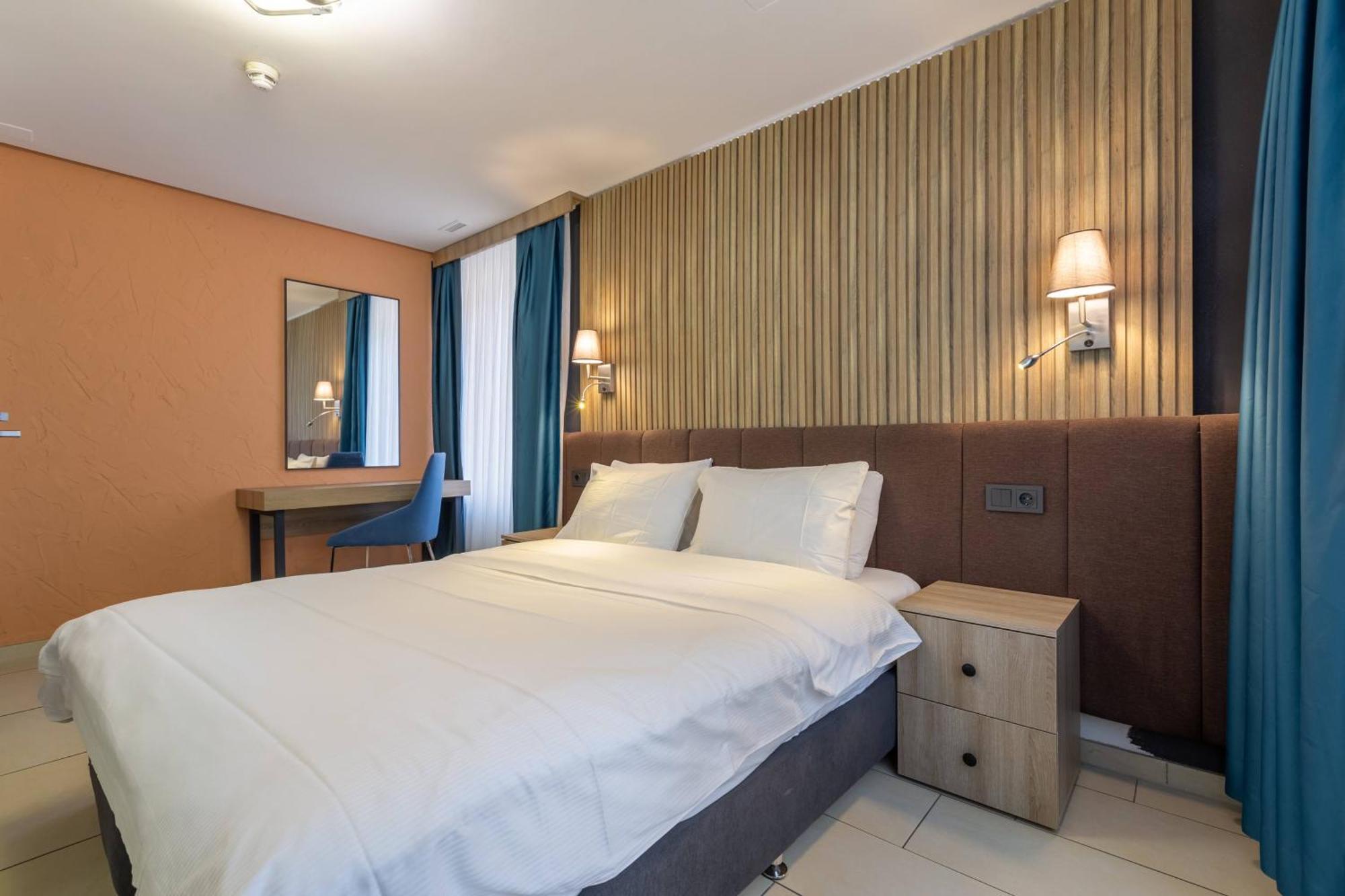 Hotel Nani 2*