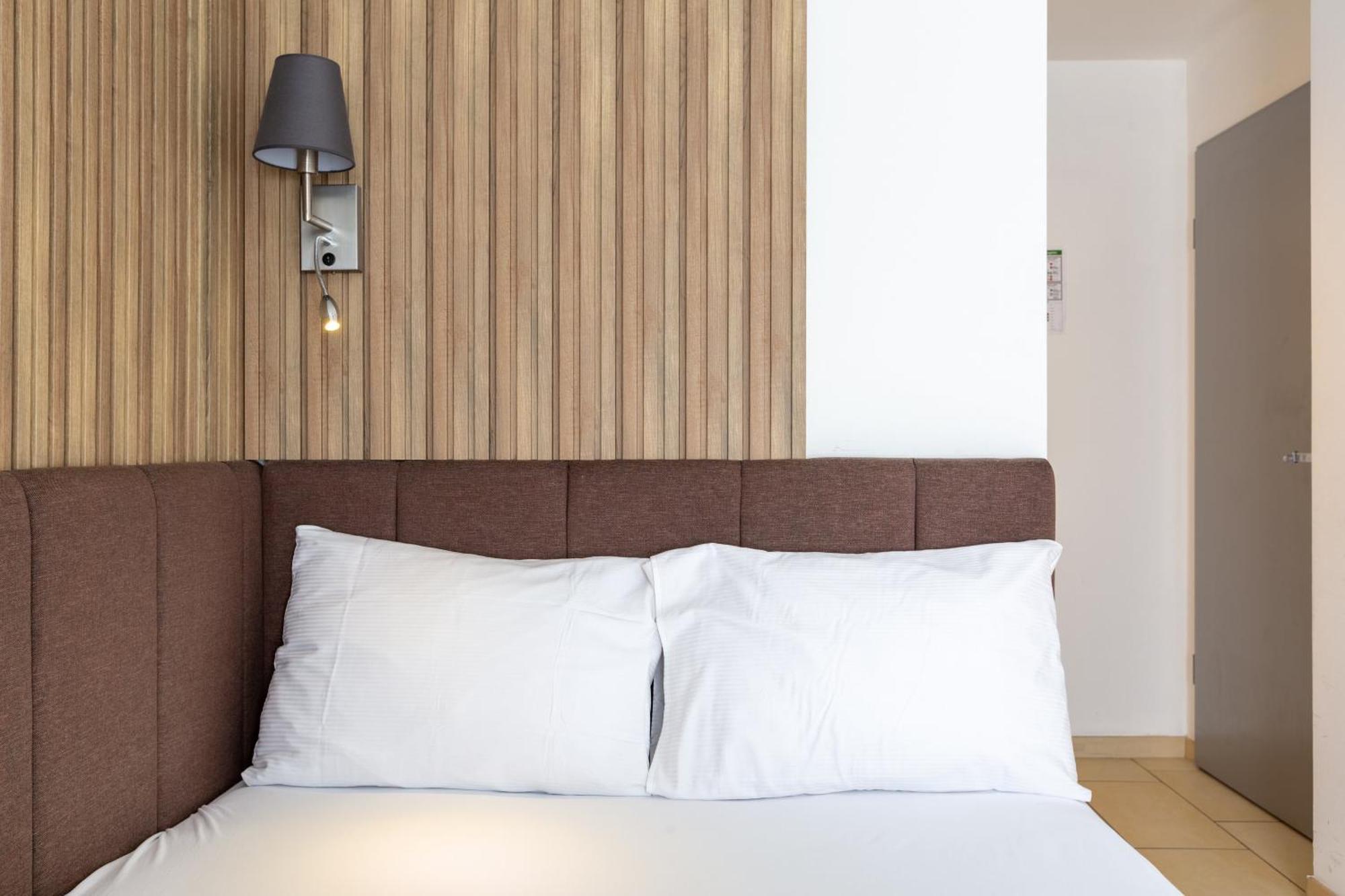 Hotel Nani 2*