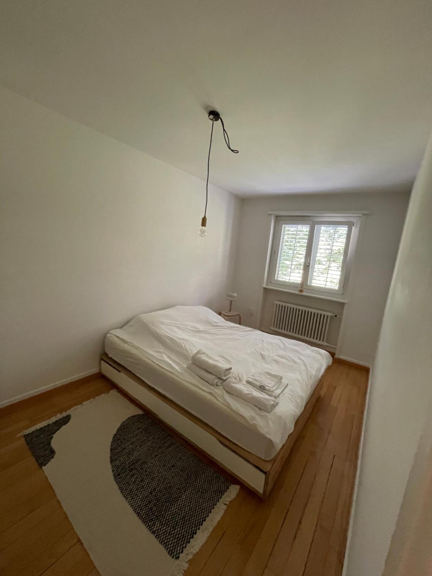 Apartment Stylish 3-room Altbau Flat Balcony & Office *