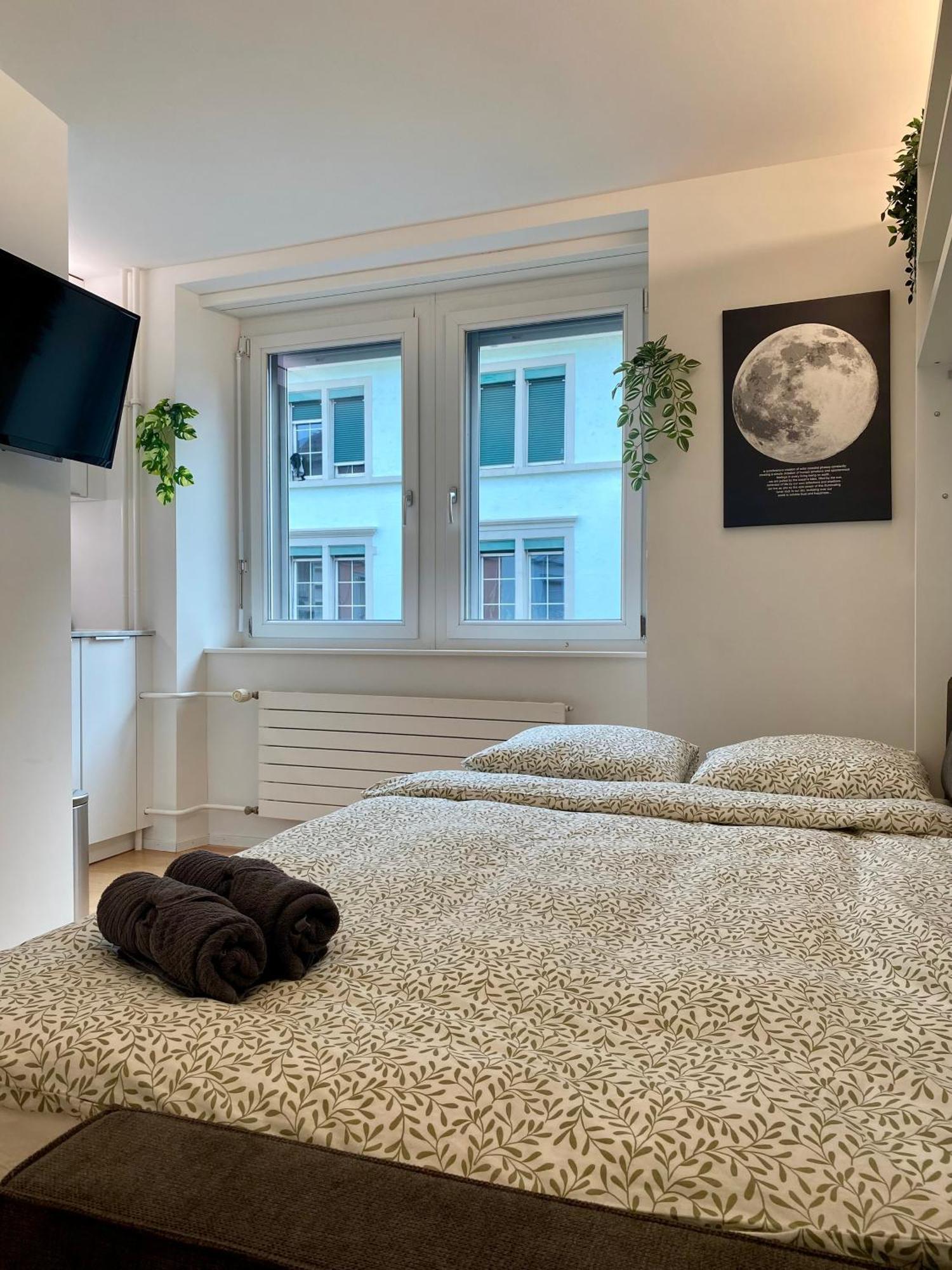 2 * Zurich