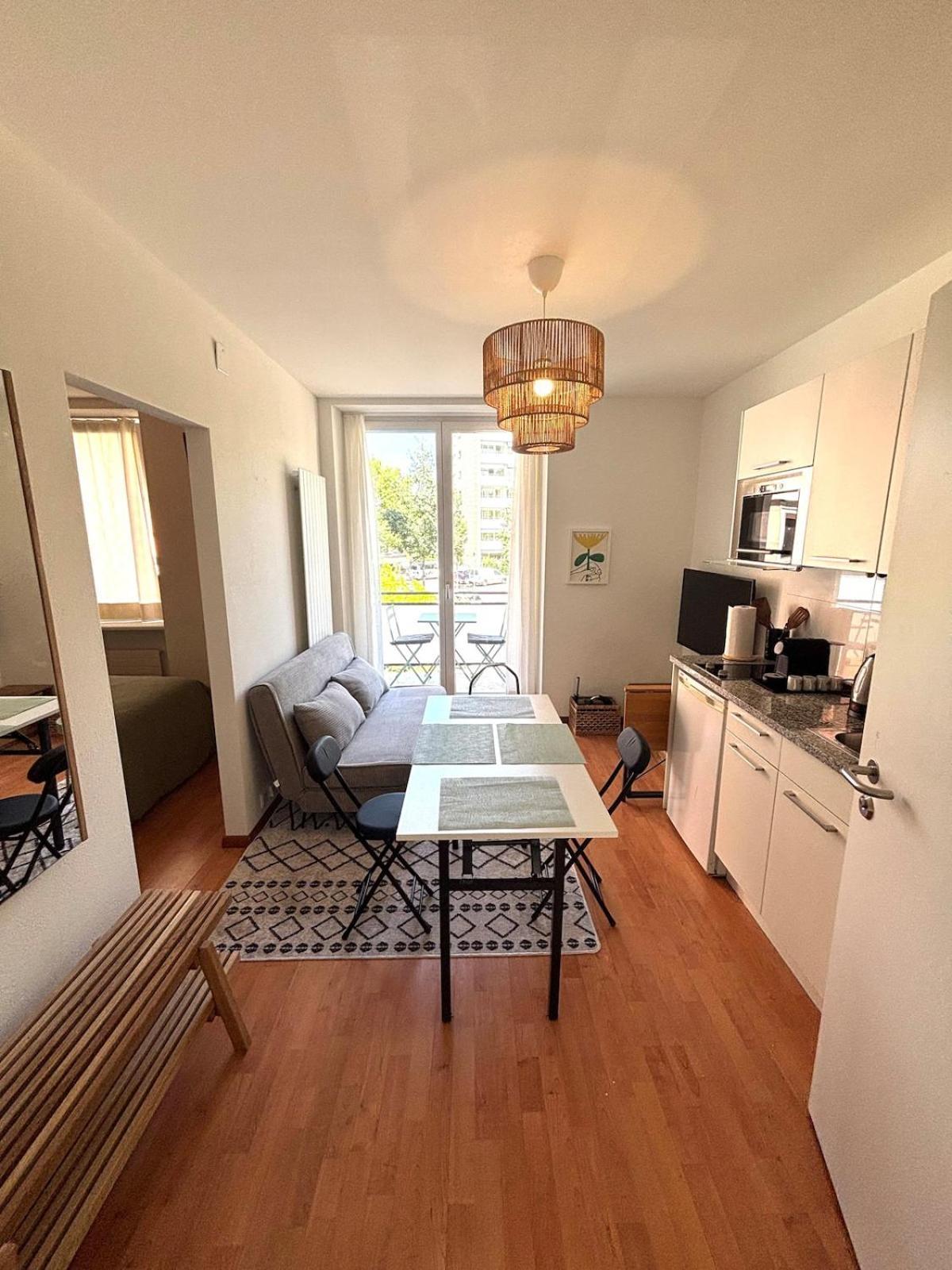 Helle Im Herzen Von 24h Checkin * Zurich