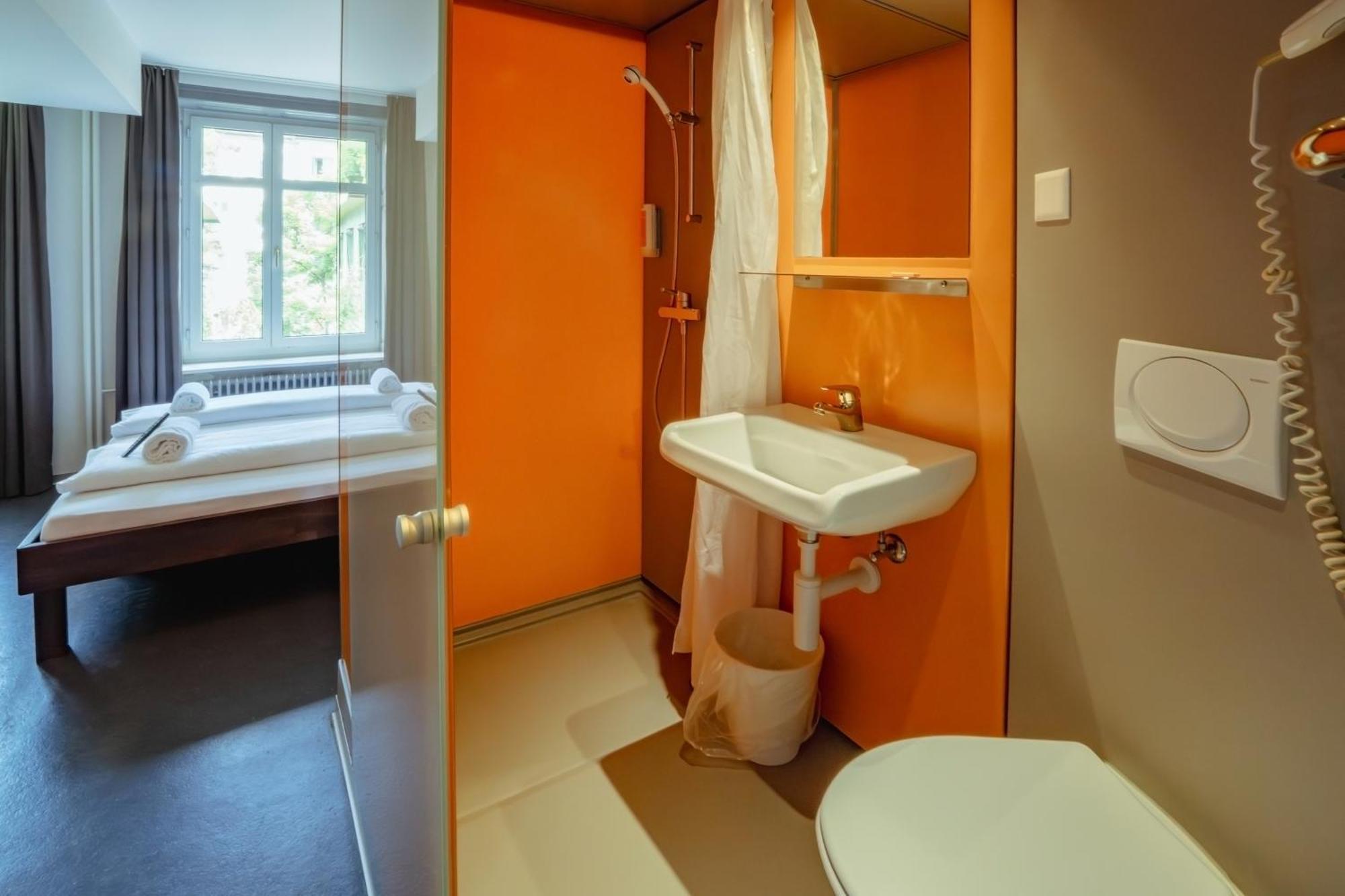 Easyhotel Centre Hotel Zurich