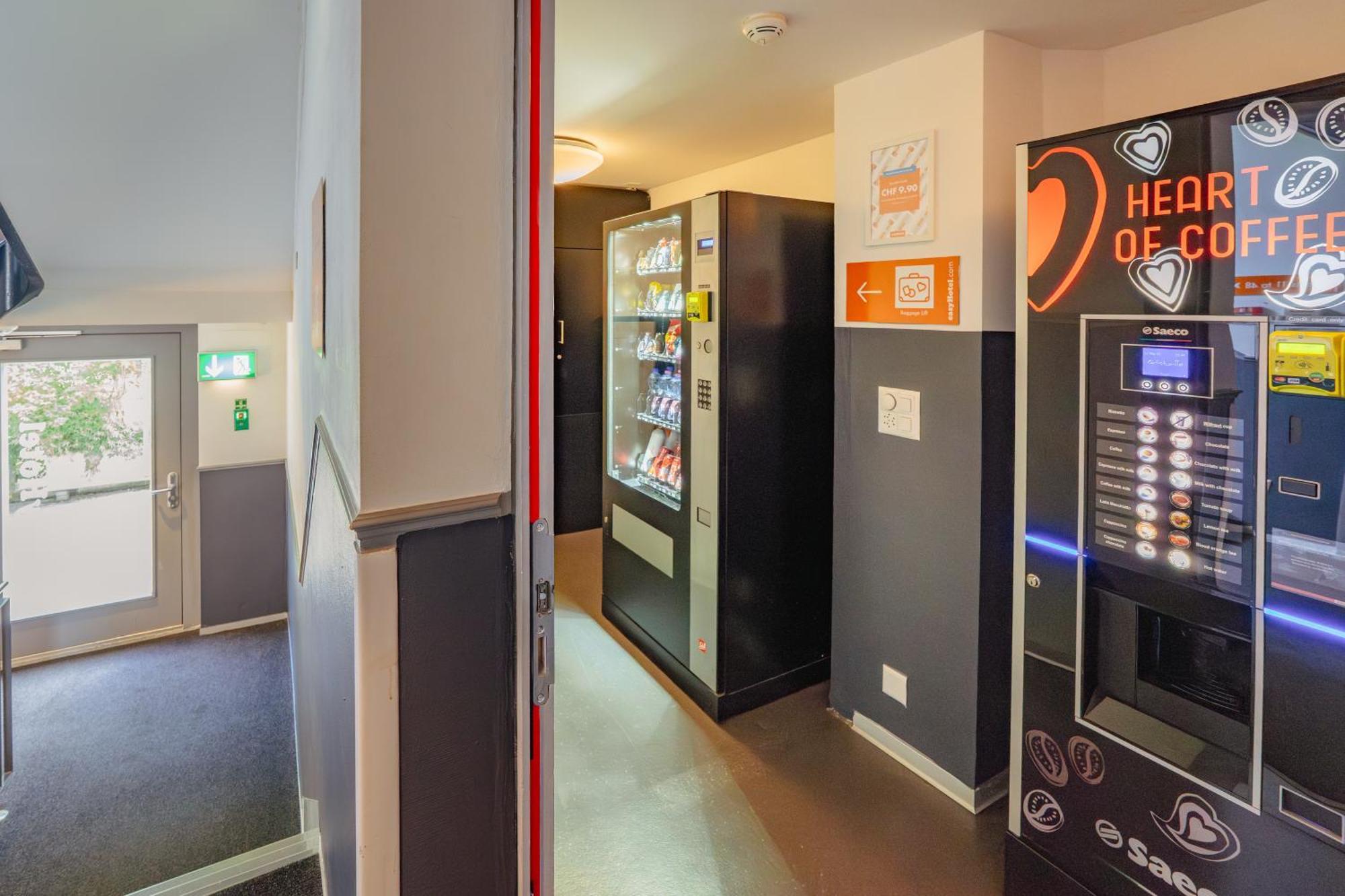 Easyhotel Centre