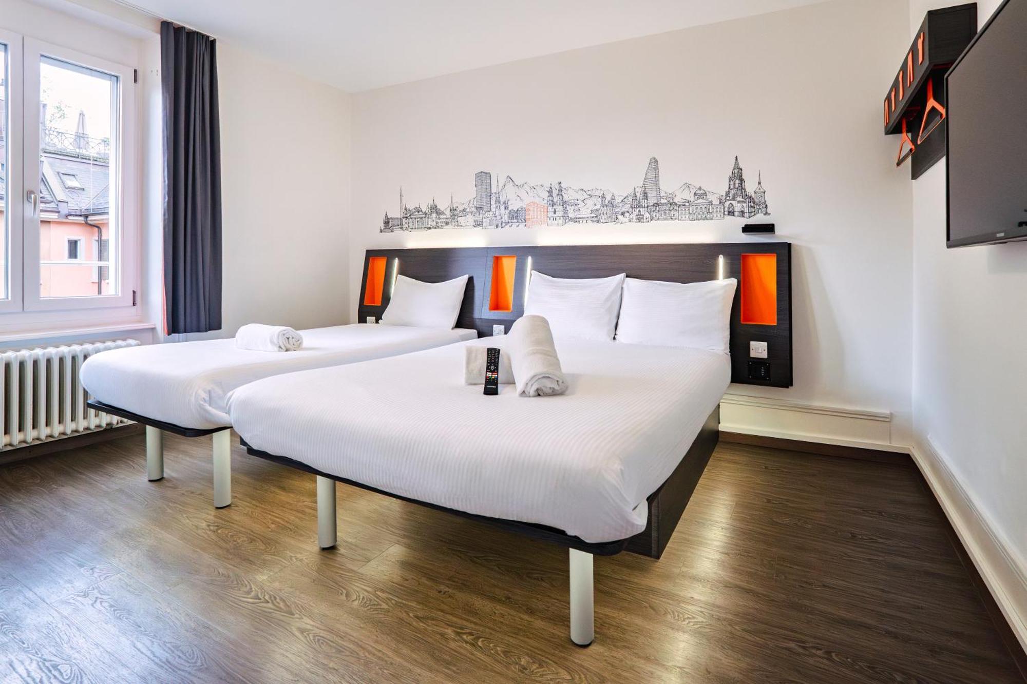 Easyhotel West 2* Zurique
