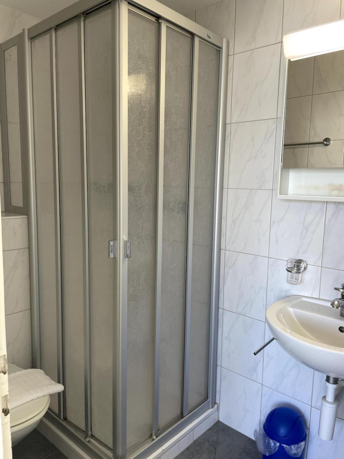 Charming Riverside - Stork 41 Apartment Zurich