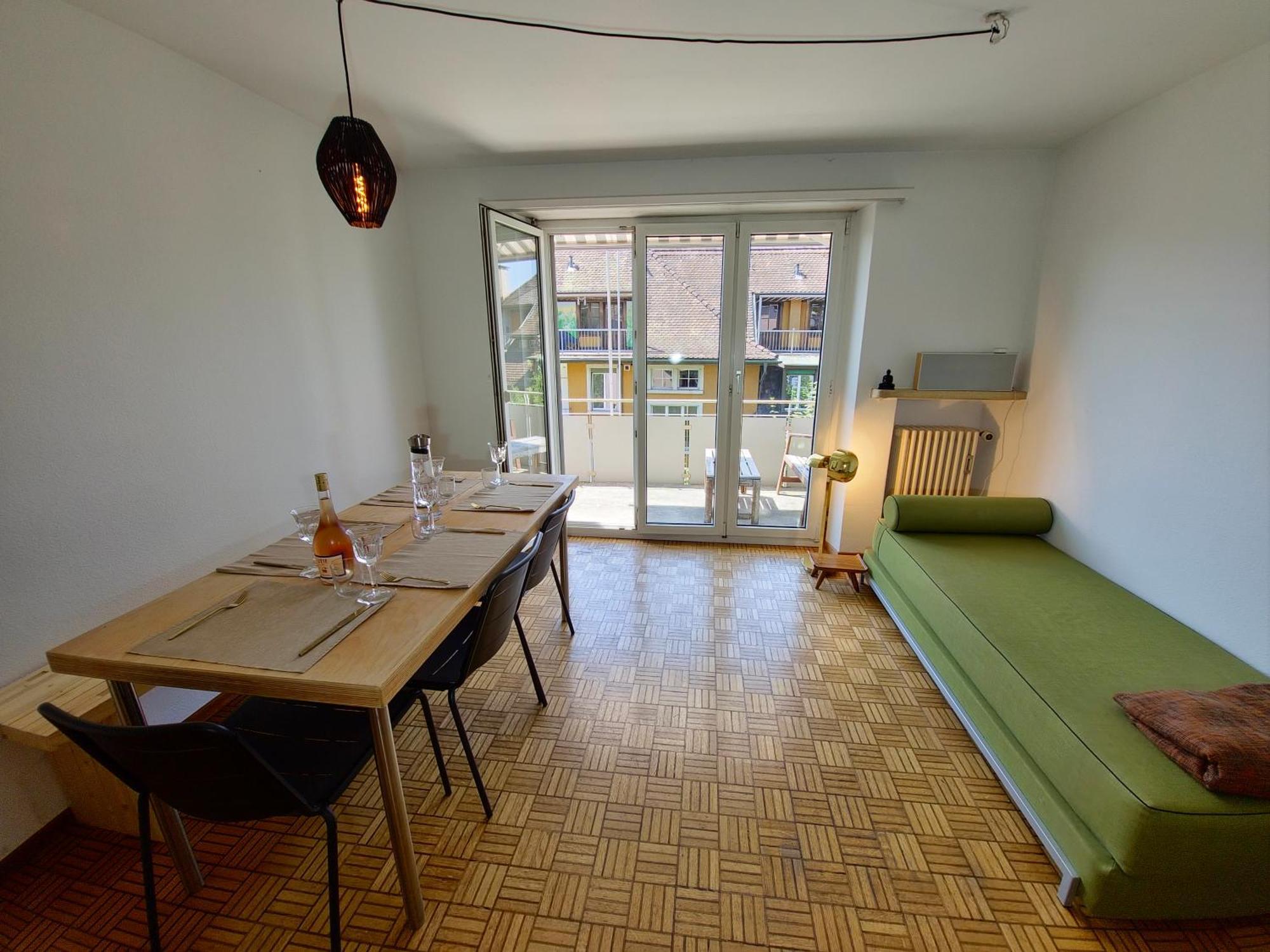 Designer Apt, 2 Balconies, 10min To Main Station Apartment Zurich