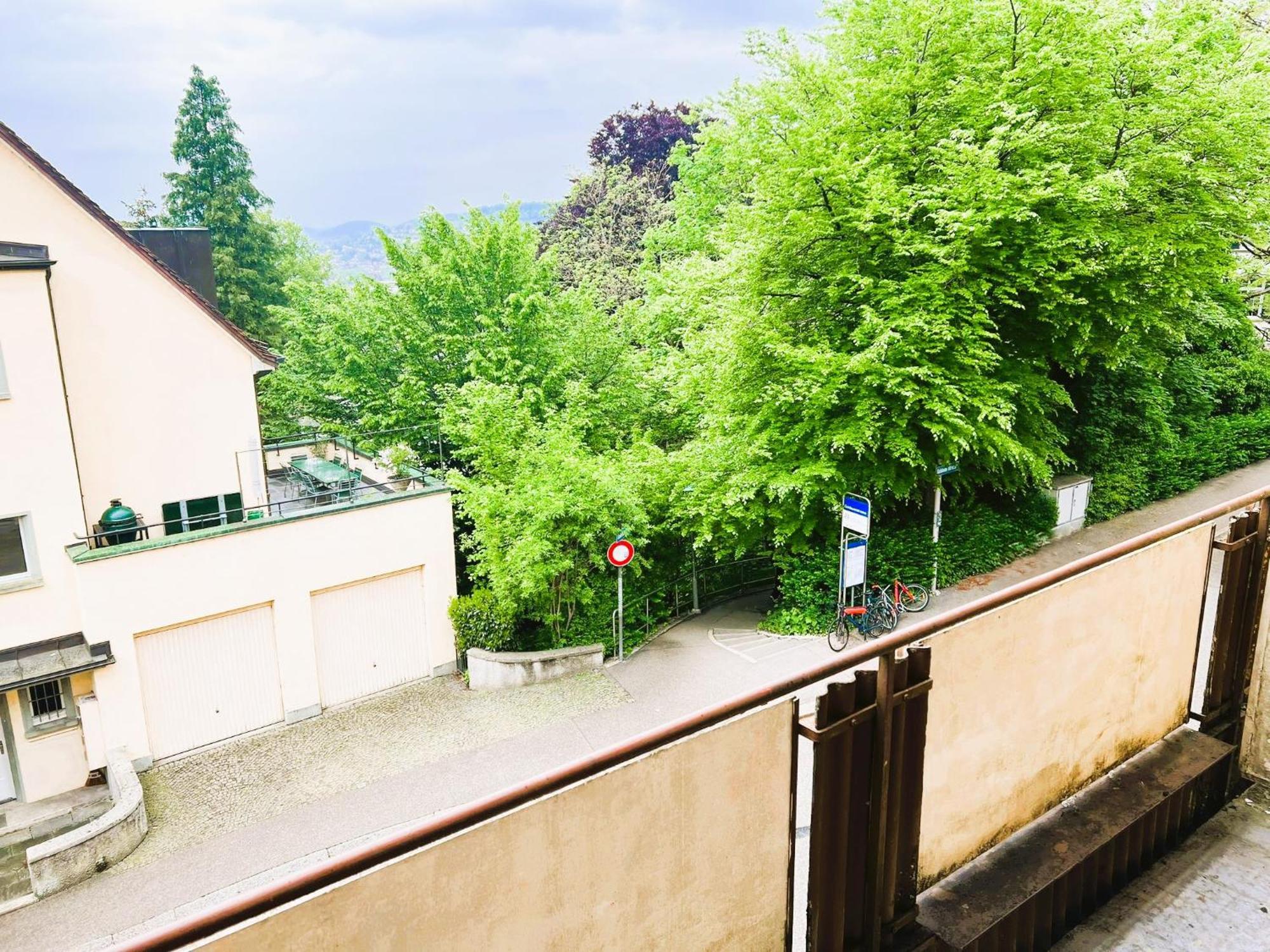 Center With Balcony & Garden View Rigi - Self Checkin Apartment *