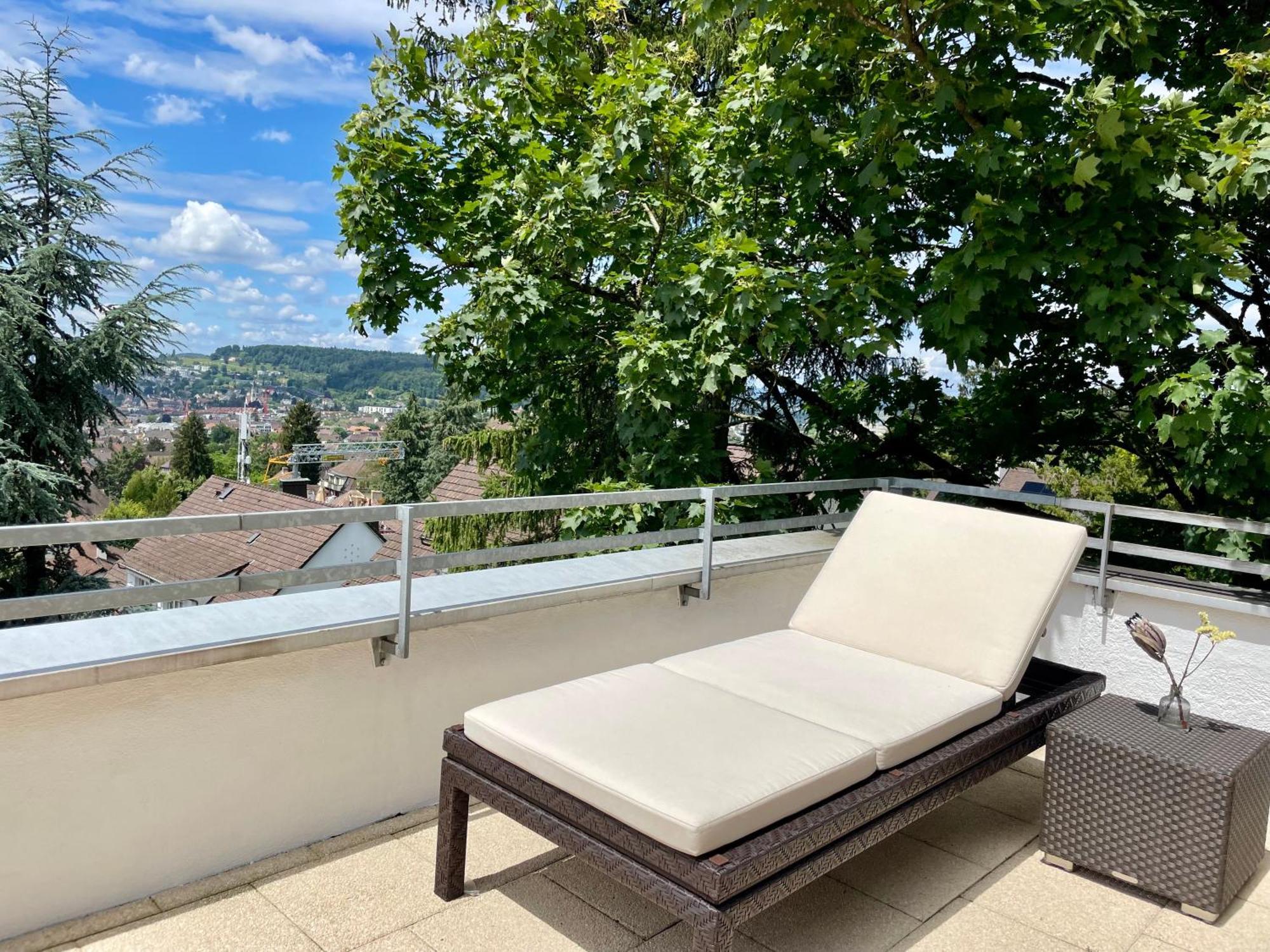 Apartment Luxury, Quiet Flat Overlooking