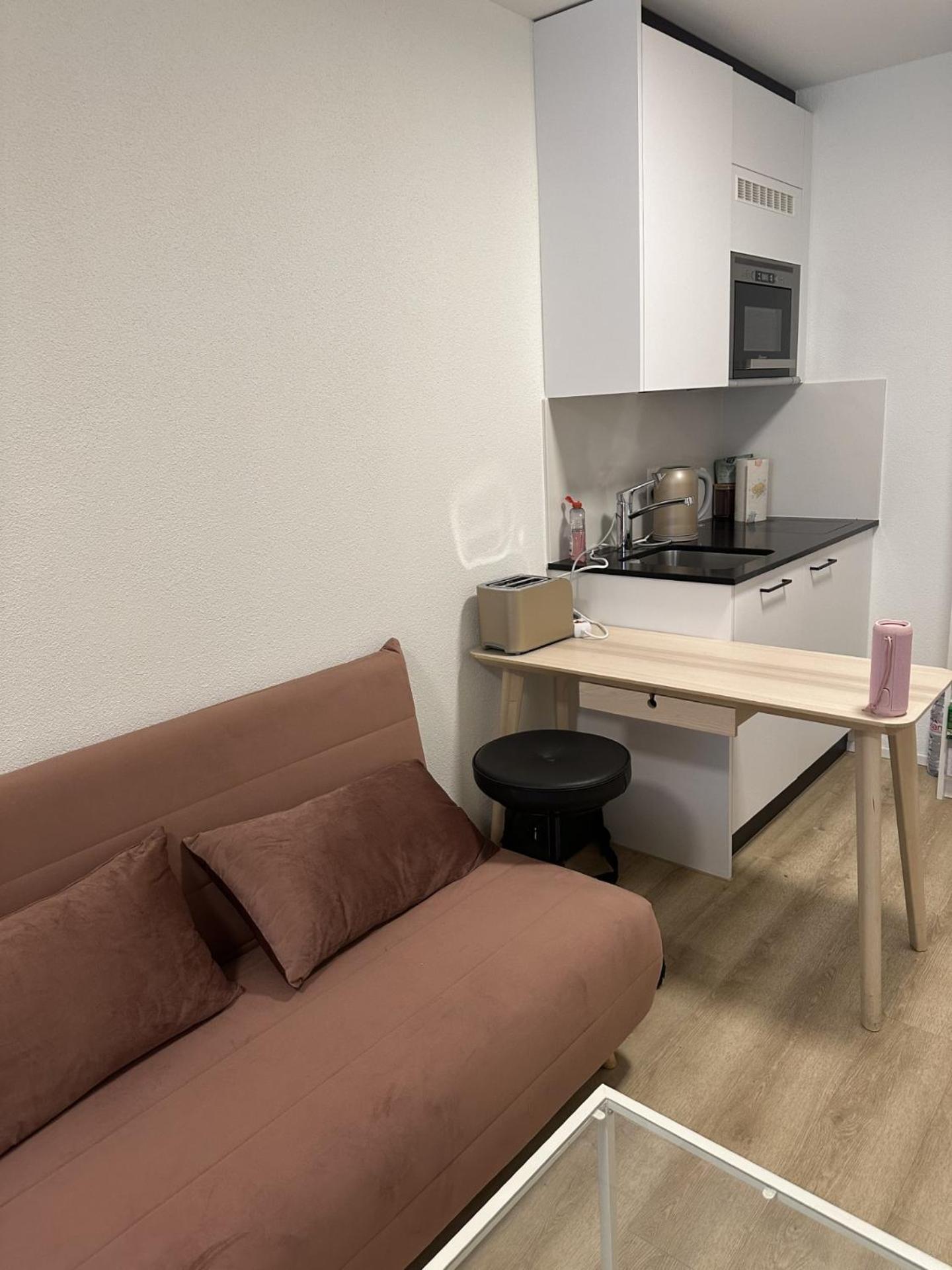 To Walk Everywhere Apartment *