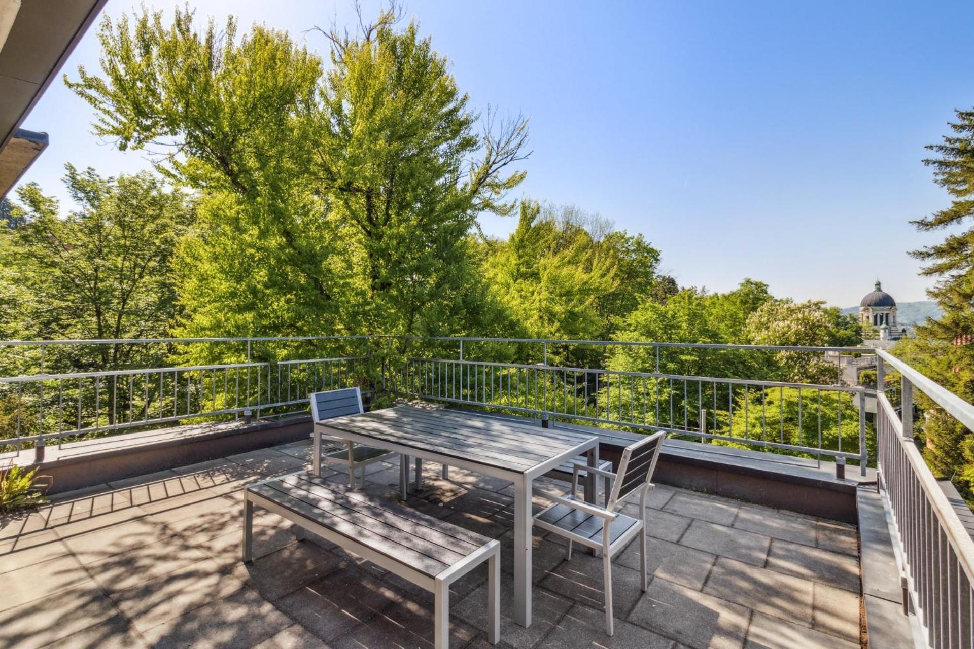 A & G Self Check-in Zurich