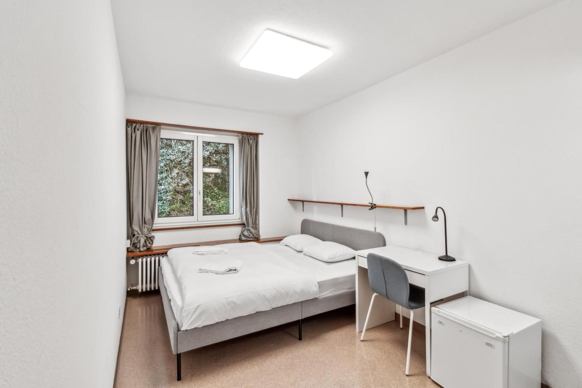 A & G Self Check-in Hostel *