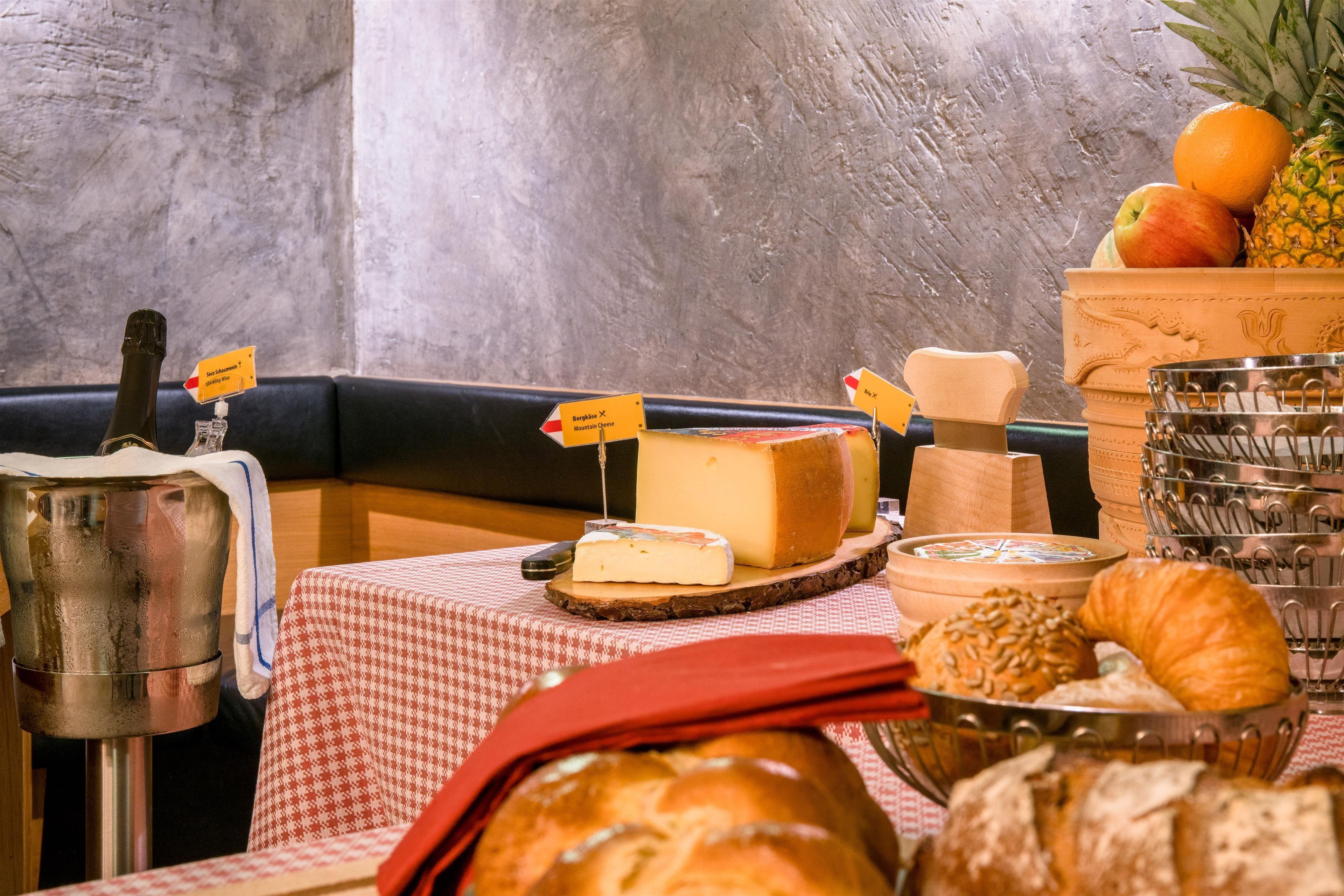 Western Zuercherhof Zurich