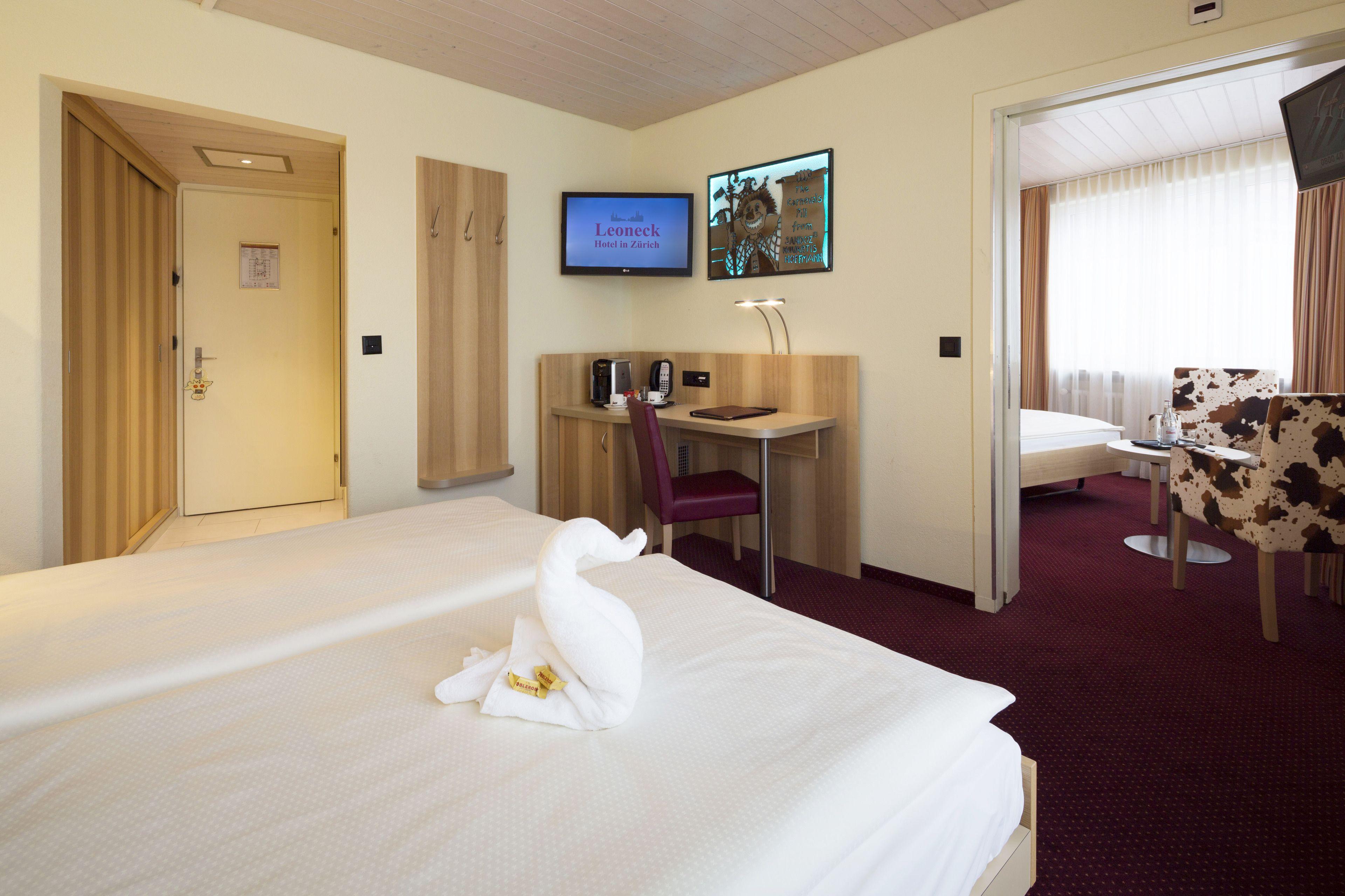 Hotel Fred Leonhardstrasse - Mobile Check-in 3*