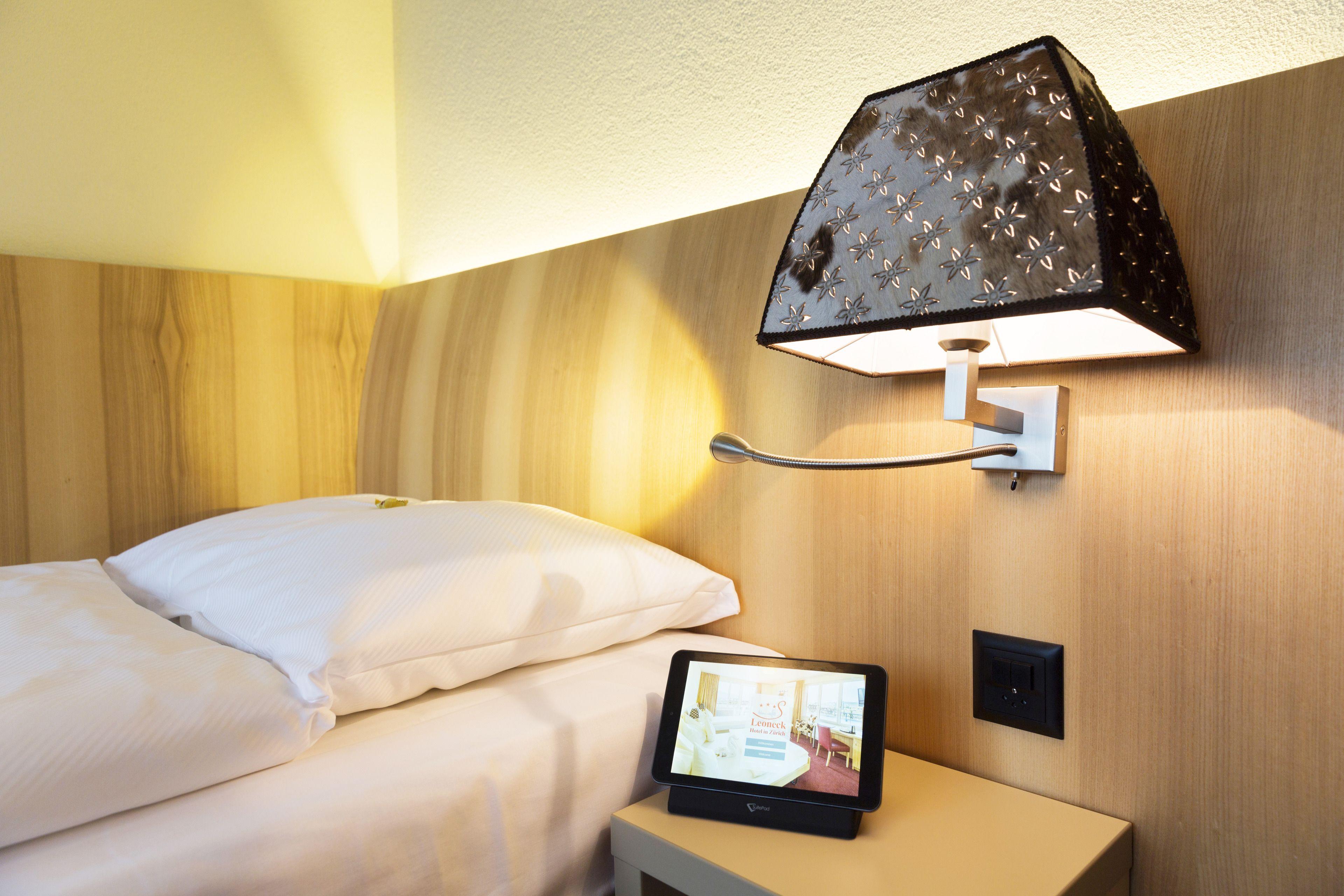 Fred Leonhardstrasse - Mobile Check-in