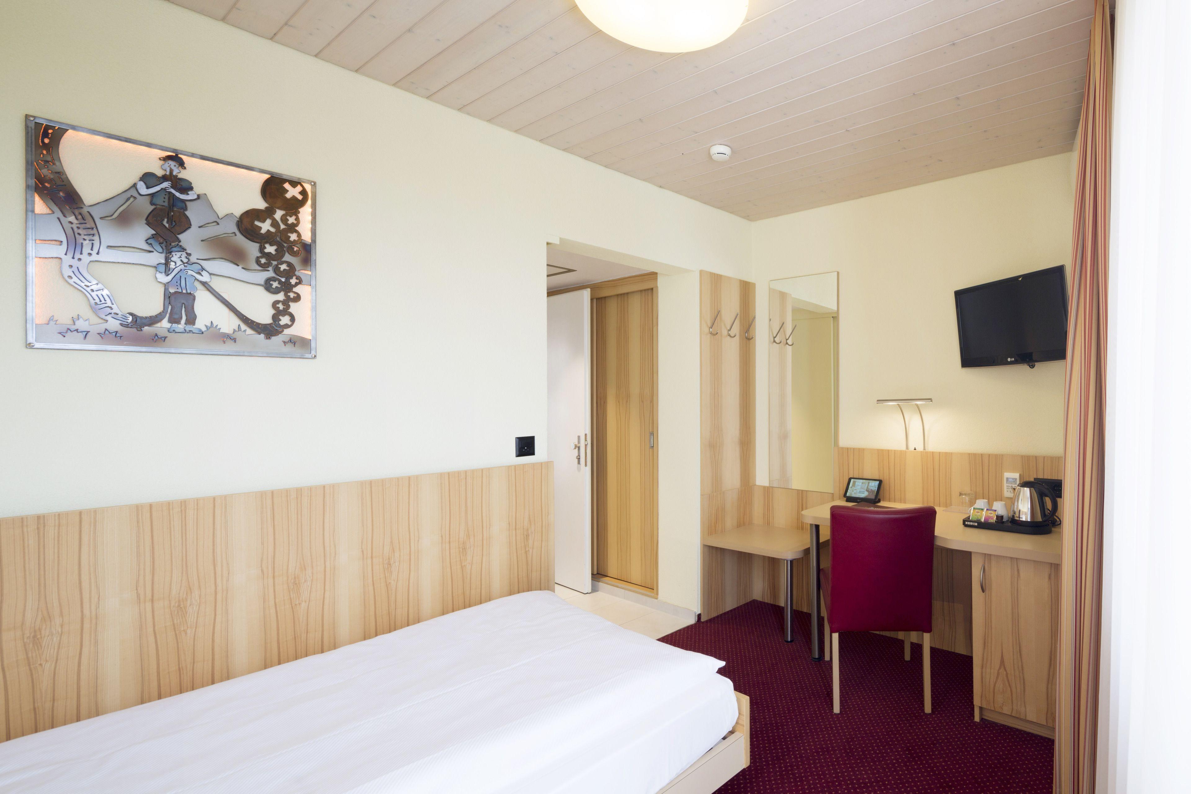 Fred Leonhardstrasse - Mobile Check-in Hotel Zurich