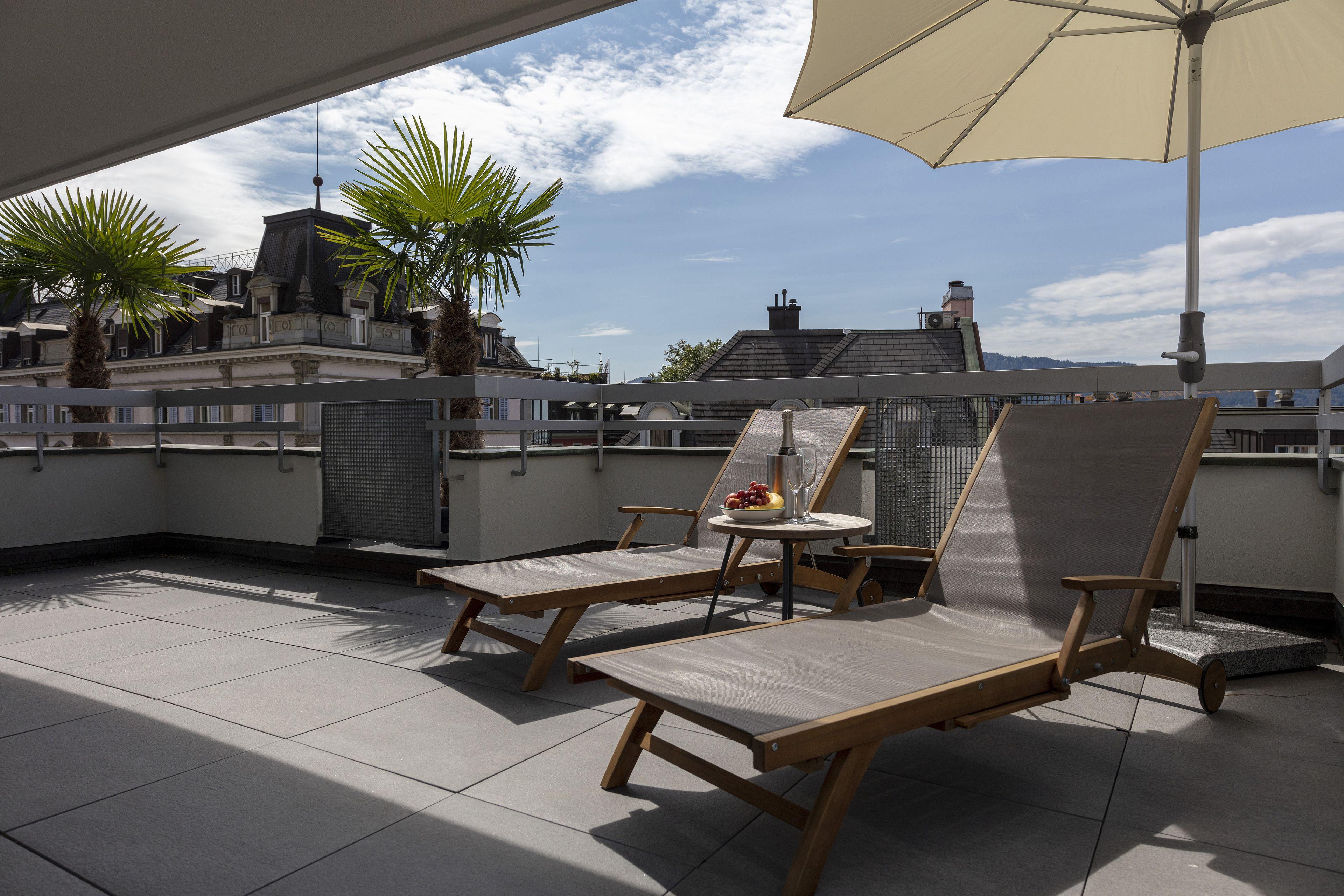 Fred Leonhardstrasse - Mobile Check-in Zurich