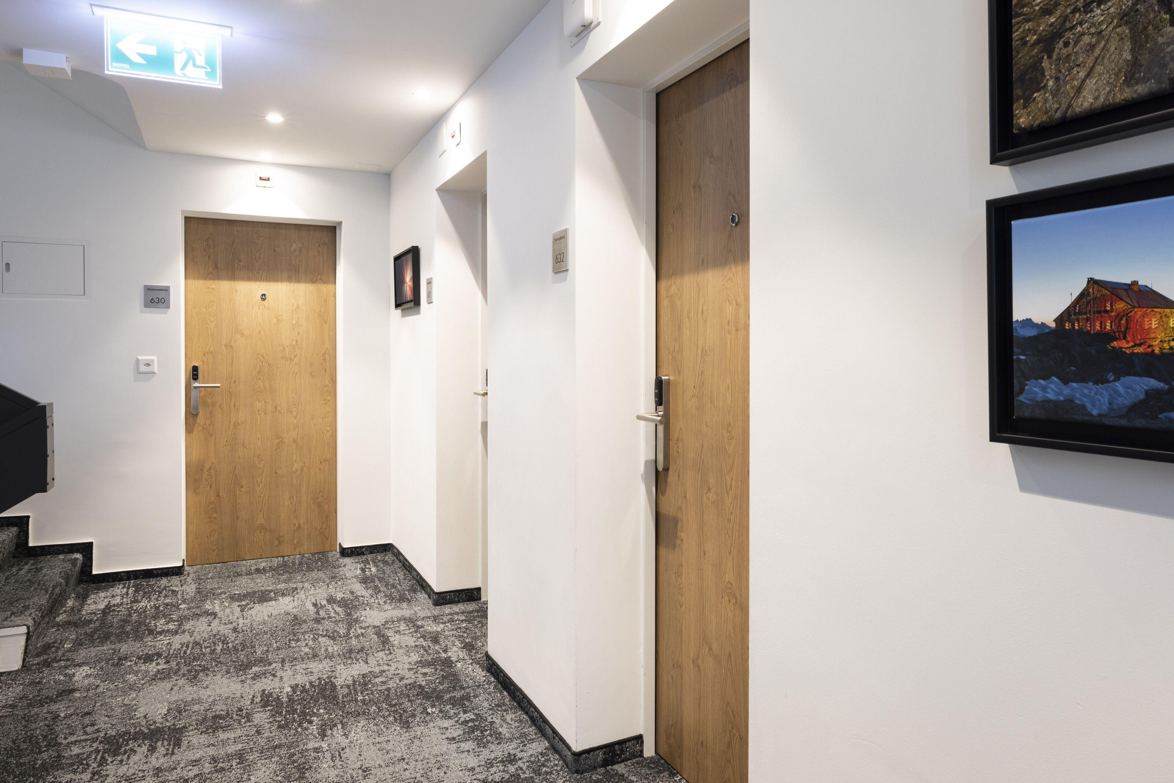 Hotel Fred Leonhardstrasse - Mobile Check-in 3*