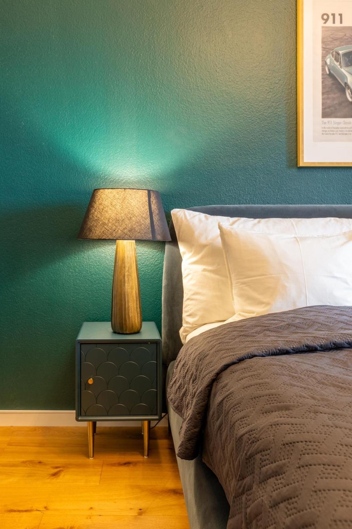 Velvet 3 King Beds & Terrace Hb