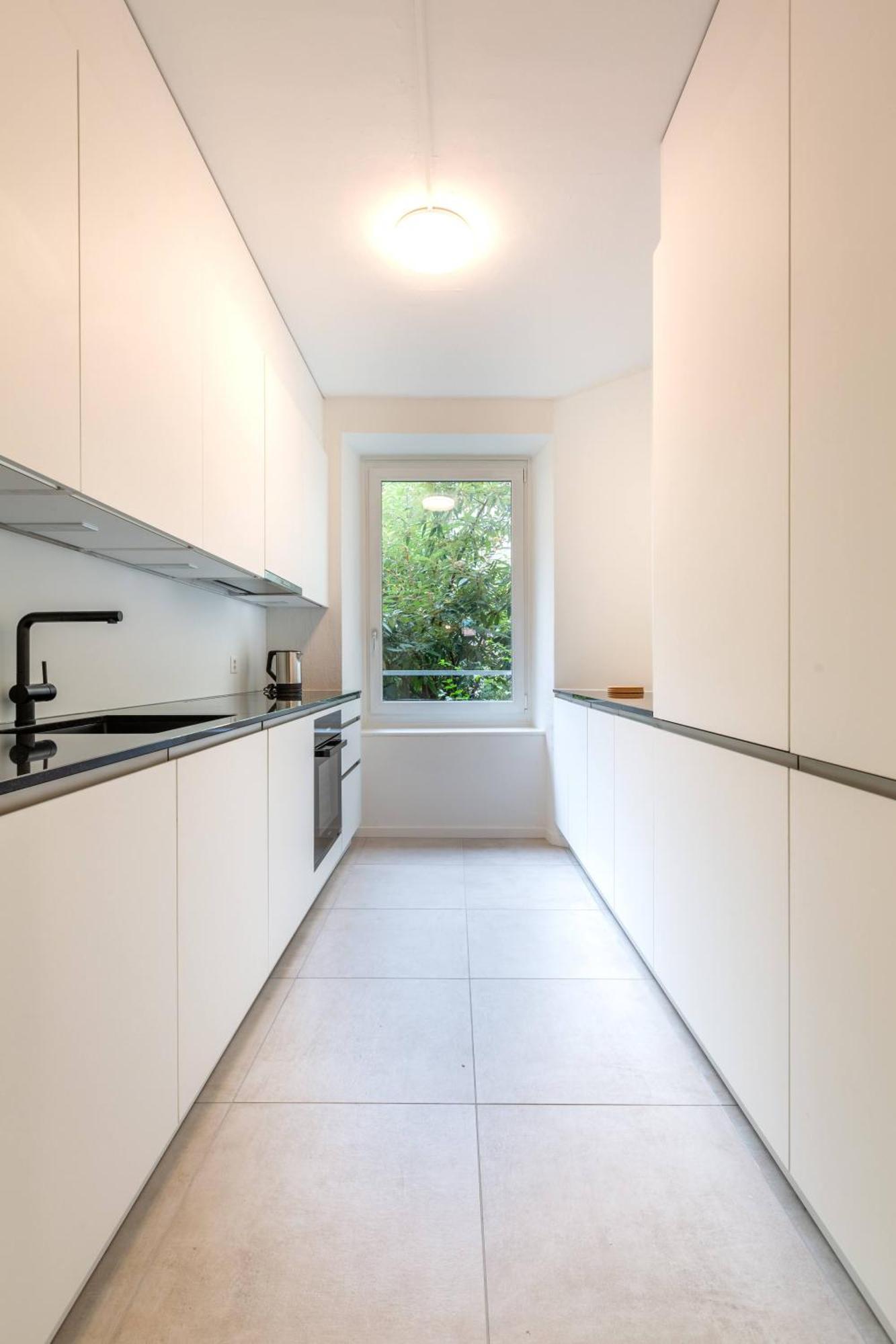 Apartment Retro Suite 2 King Beds & Sofa Bed Zuerich Hb *