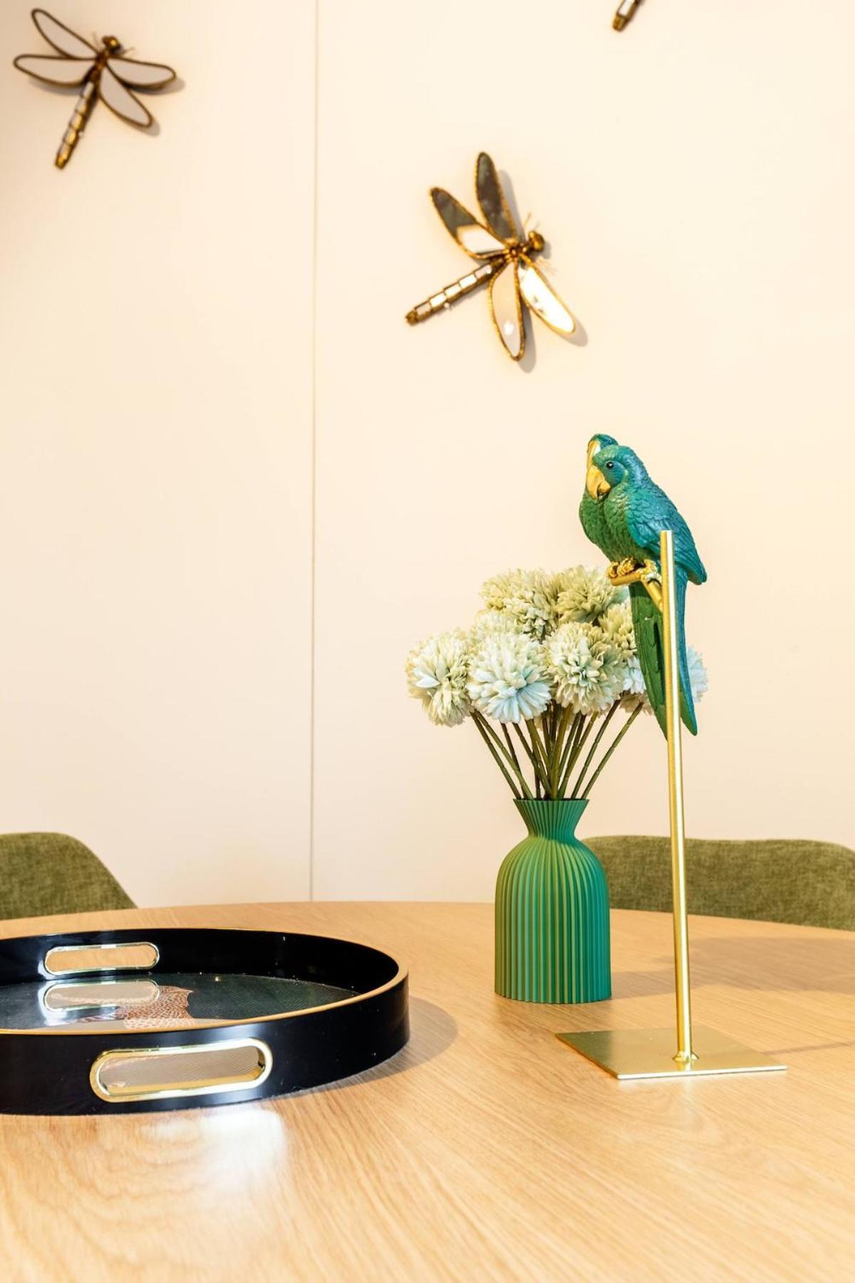 Jungle 3 Bedroom * Zurich