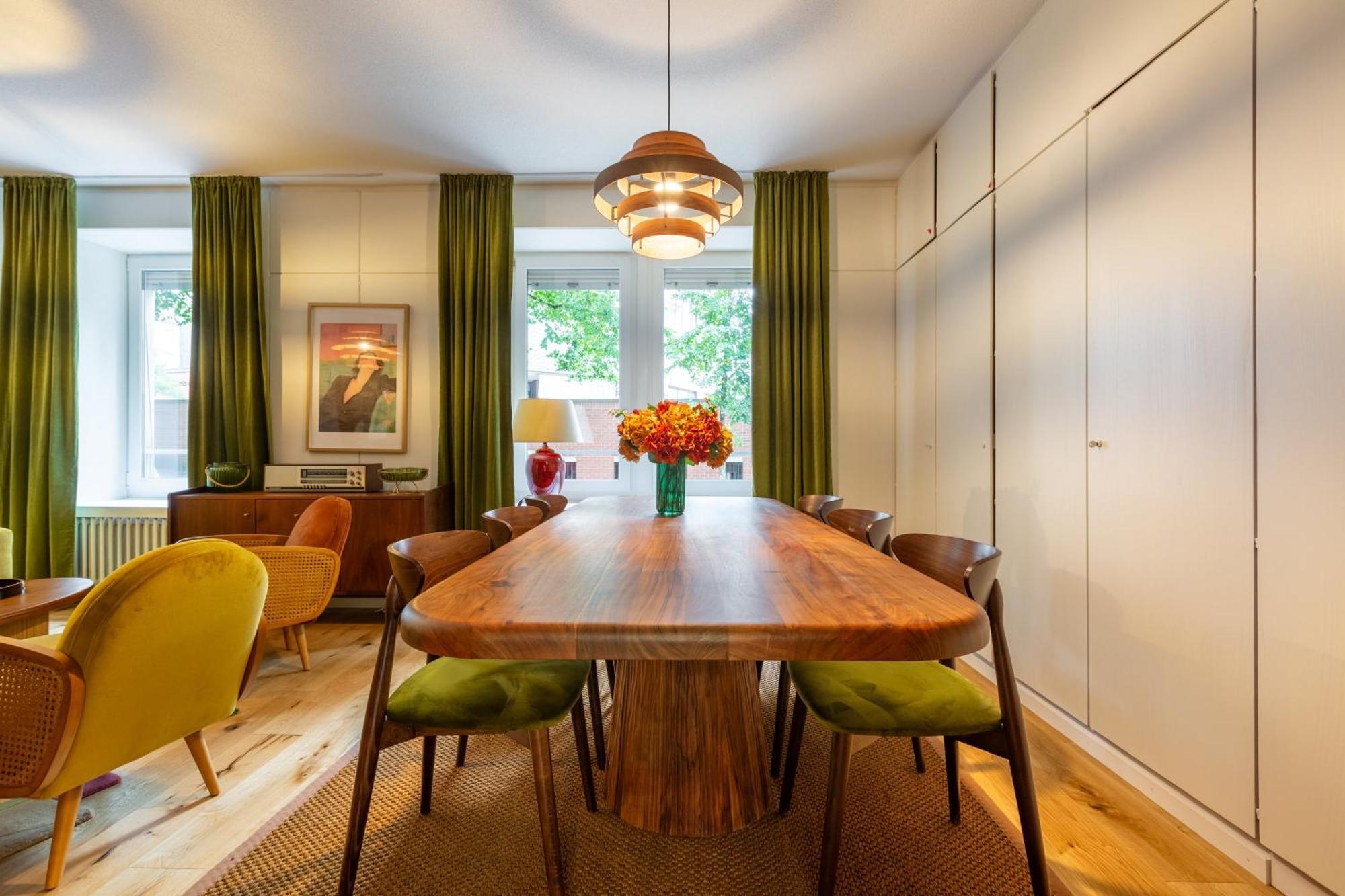 Retro Suite 2 King Beds & Sofa Bed Zuerich Hb Zurich