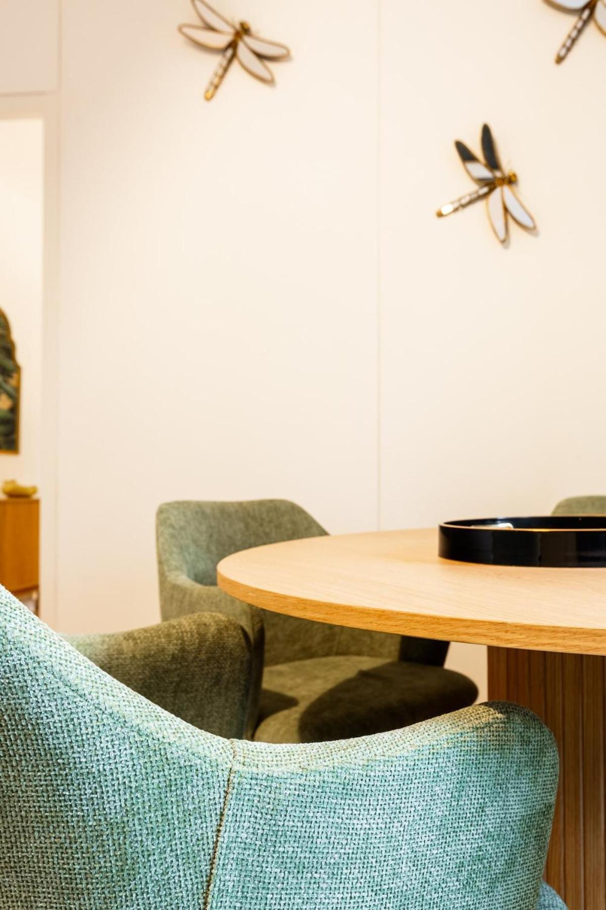 Jungle 3 Bedroom Zurich