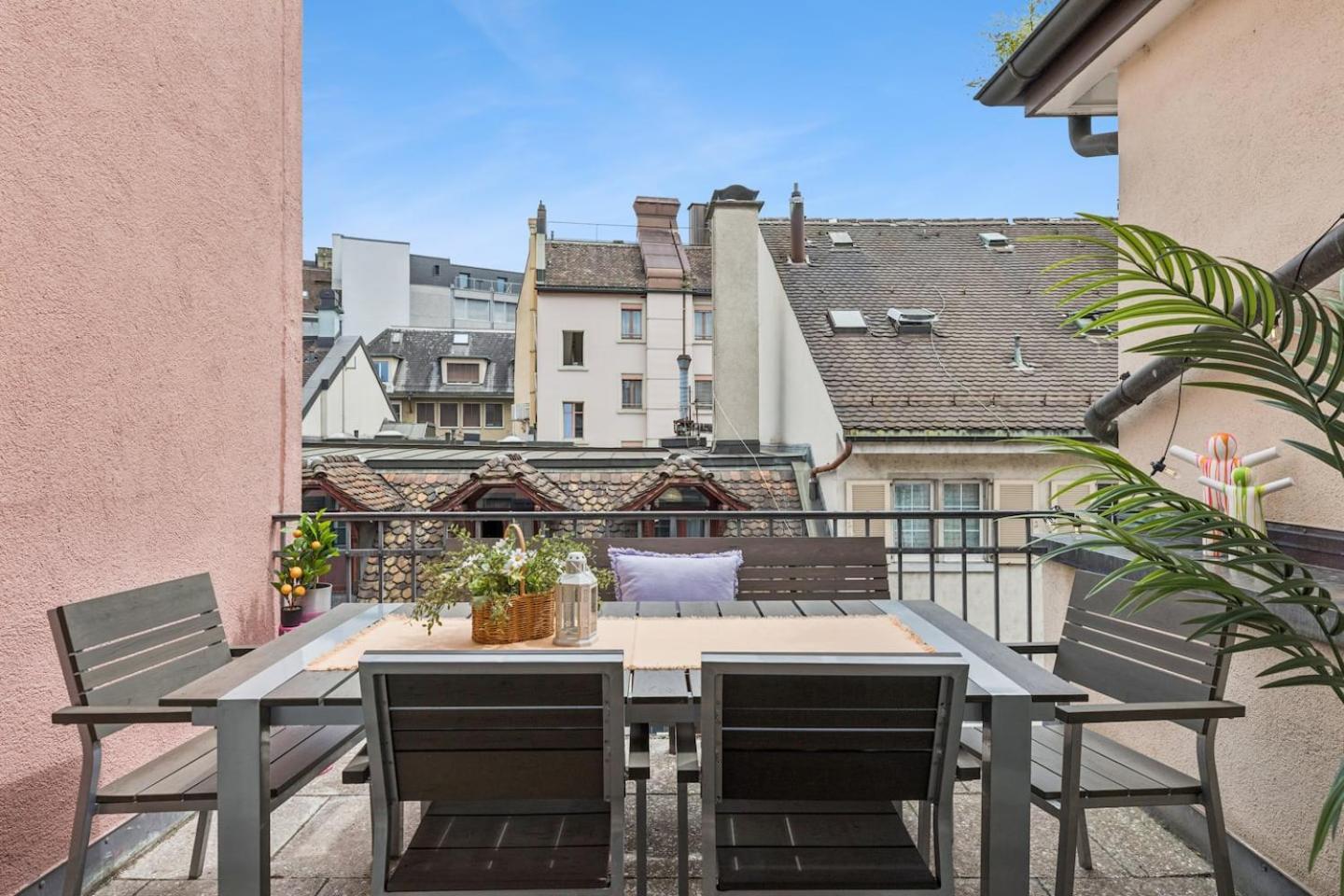 Oldtownriversideacbalconyfreeparkingwaterview * Zurich