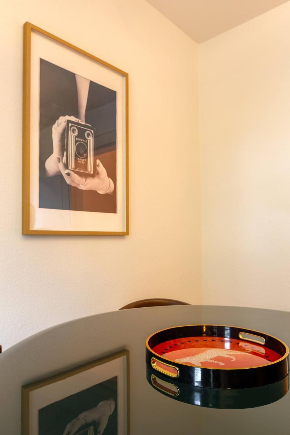 Chesterfield 3 Bedroom Apartment