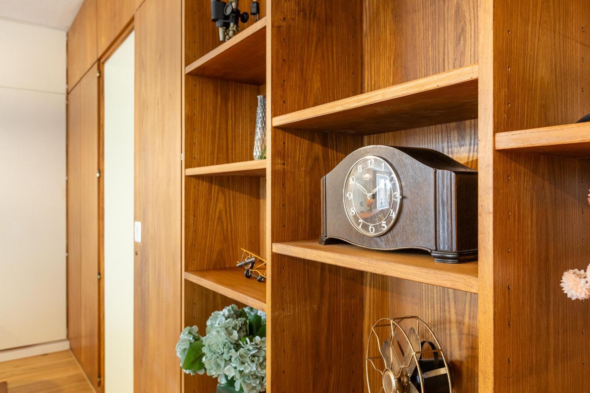 Retro Suite 2 King Beds & Sofa Bed Zuerich Hb Apartment *