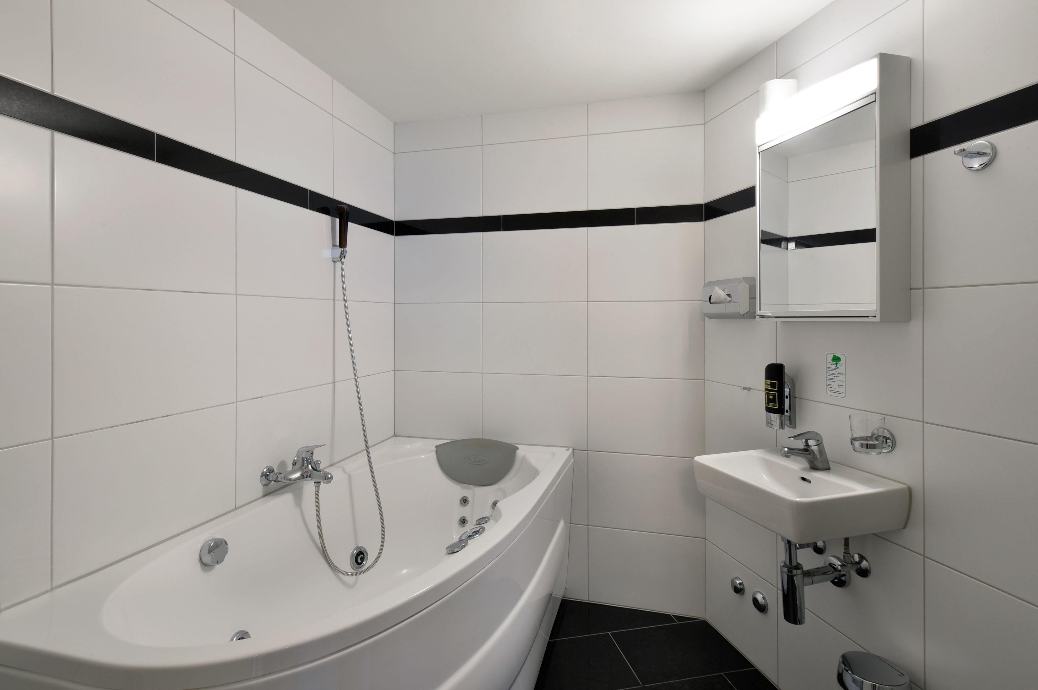 Swiss Star California - Self Check-in Apartment *