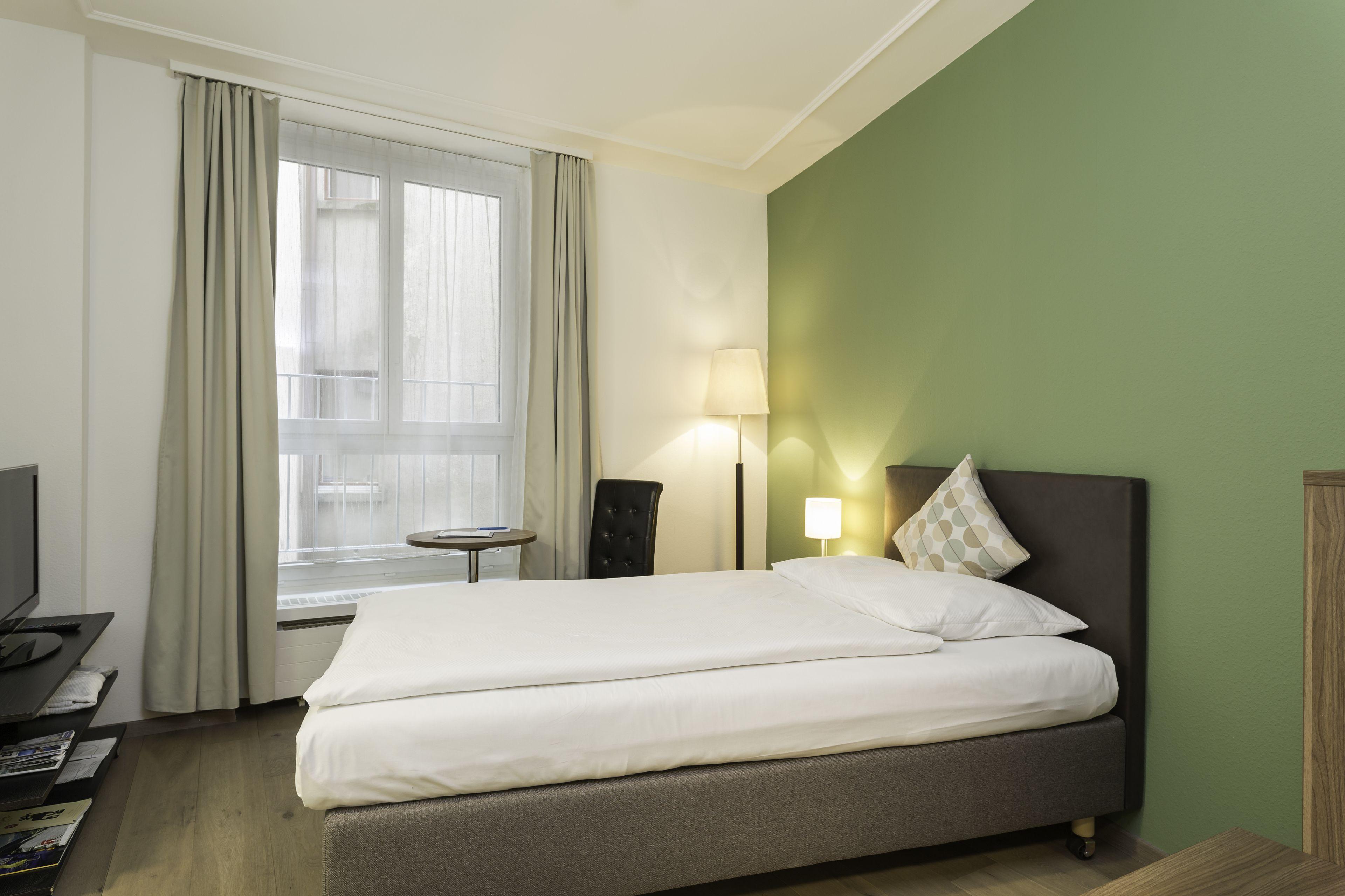 Platzhirsch - Downtown Boutique & Sushi Lounge